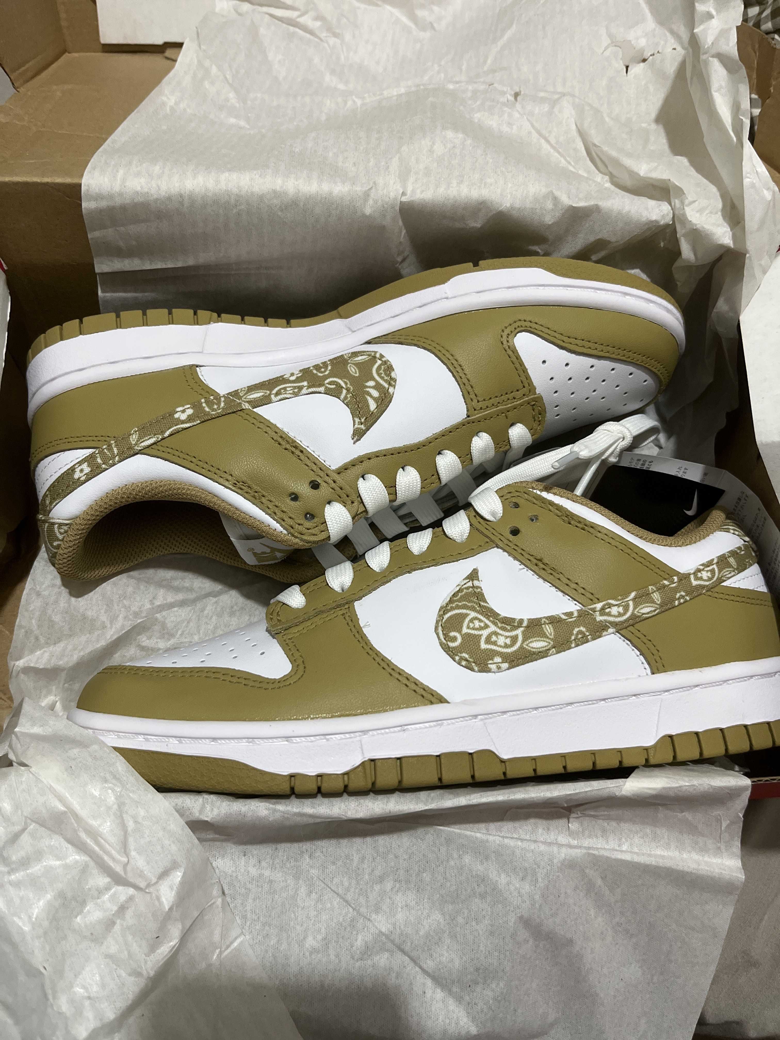 Nike Women's Dunk Low ESS "Barley Paisley"