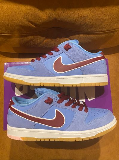 Nike SB Dunk Low Pro "Philadelphia Phillies/Valor Blue and Team Maroon"