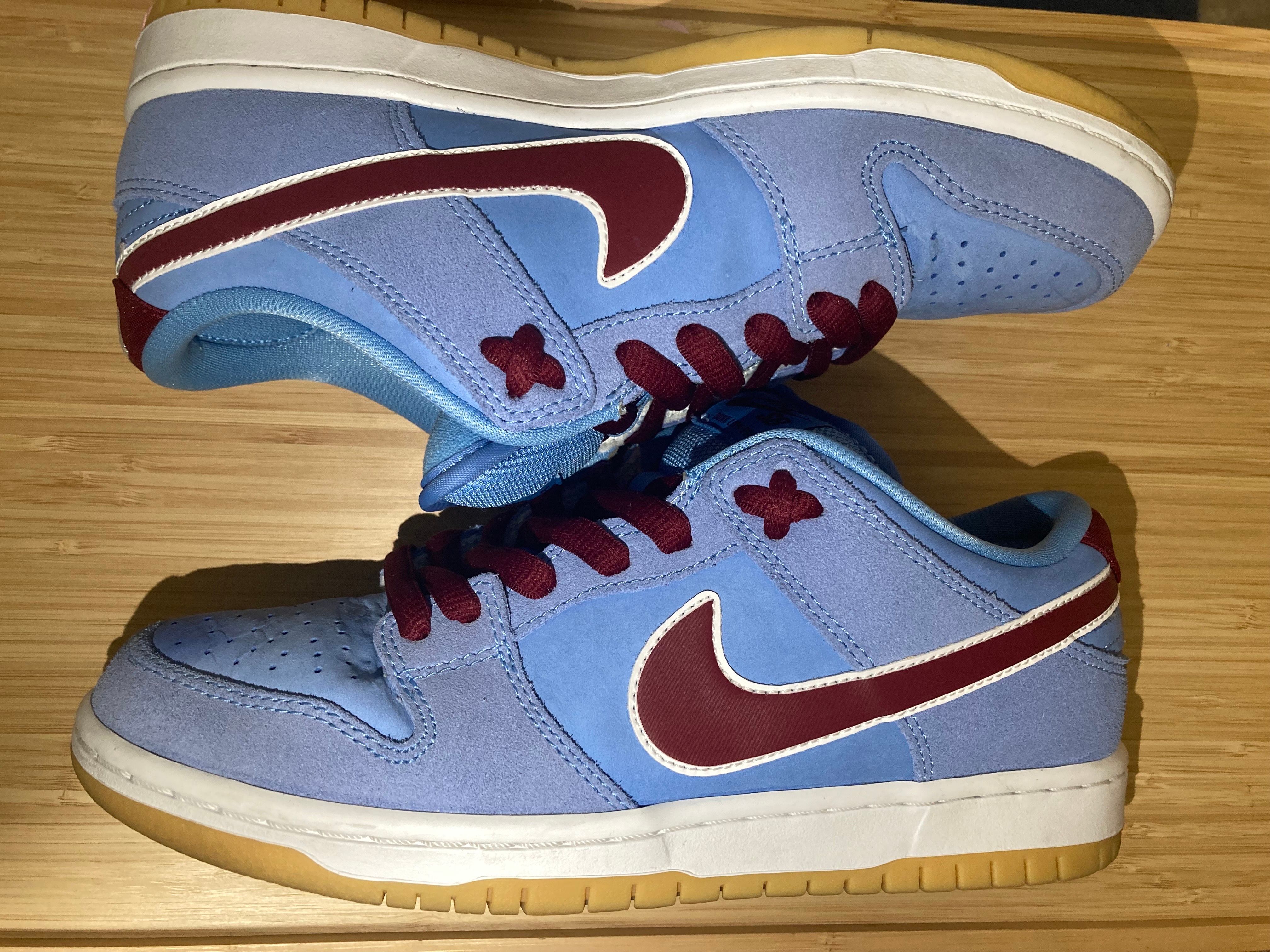 Nike SB Dunk Low Pro "Philadelphia Phillies/Valor Blue and Team Maroon"