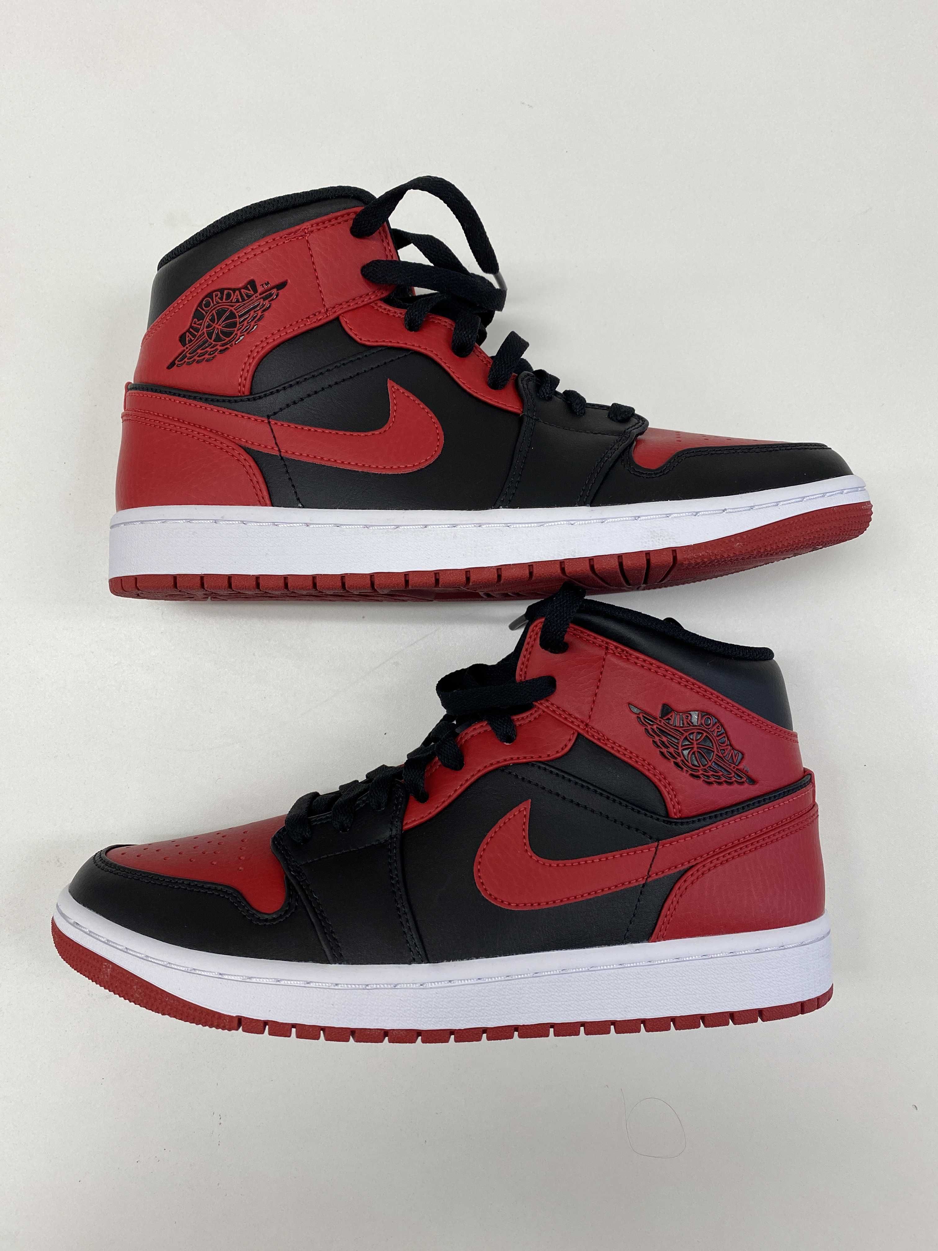 Nike Air Jordan 1 Mid "Bred"