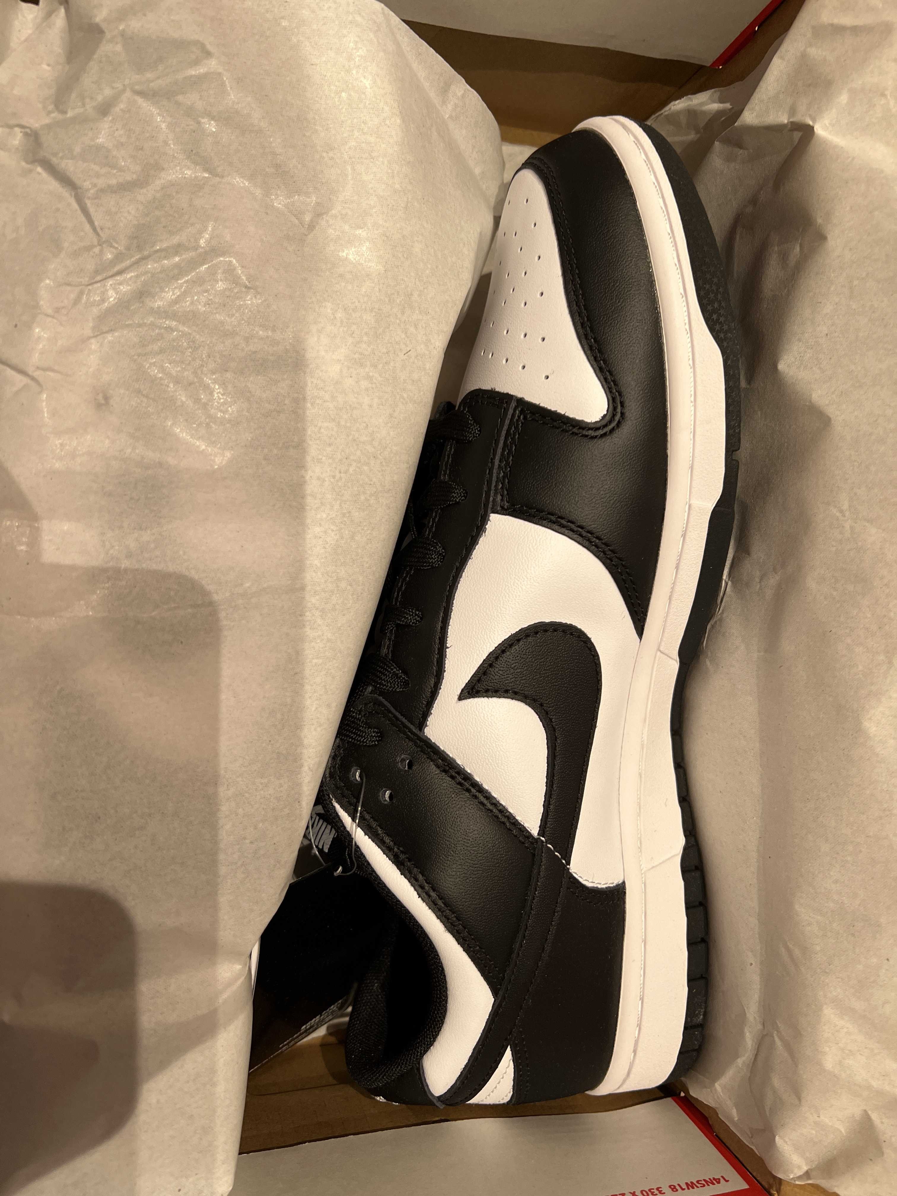 Nike Dunk Low Retro "Panda/White/Black"