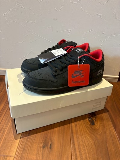 Supreme × Nike SB Dunk Low "Black" (25FW Week2)