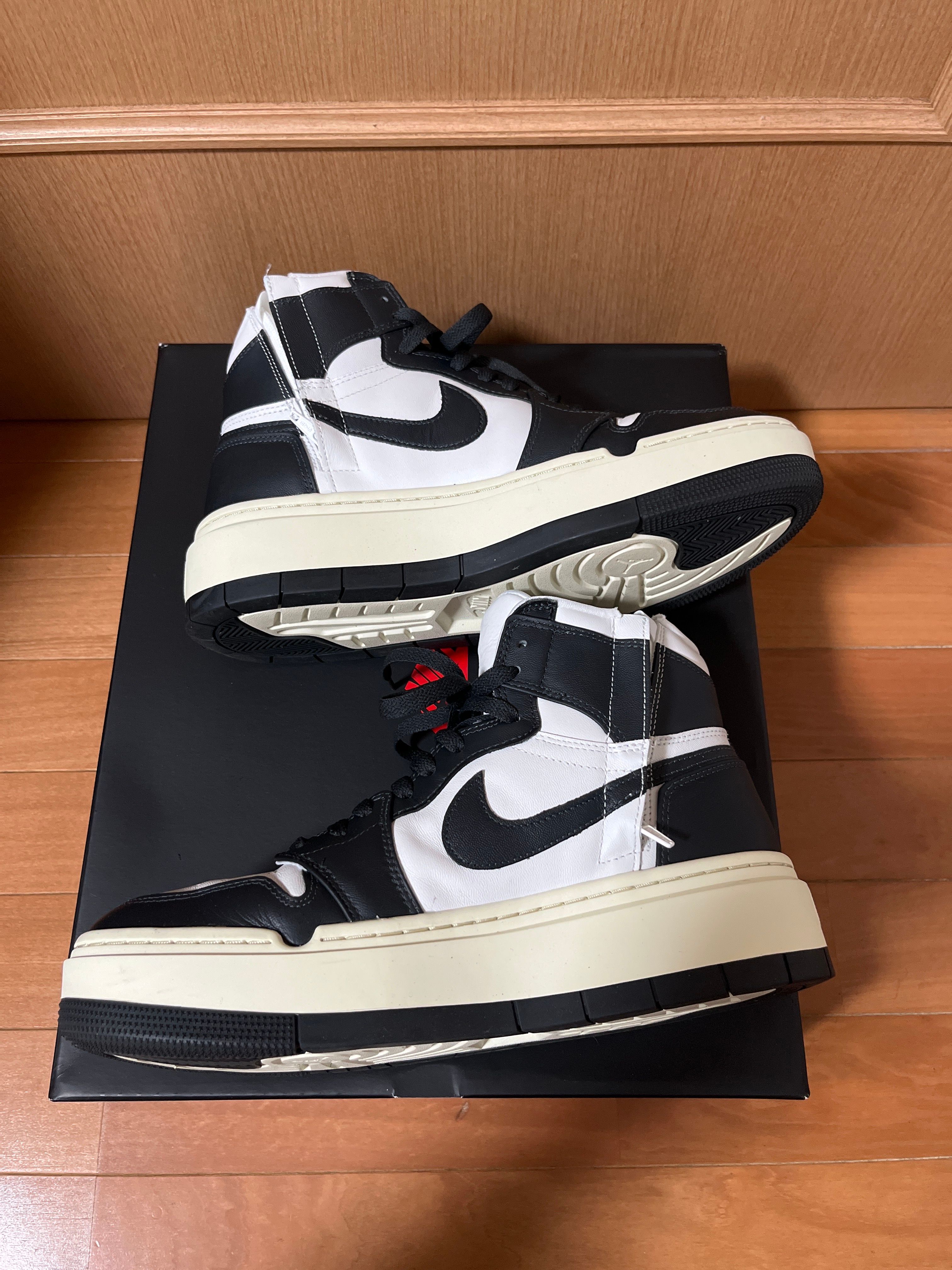 Nike Women's Air Jordan 1 High Elevate "Black and White"