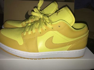 NIKE Women's AIR JORDAN 1 LOW "SUNNY YELLOW"