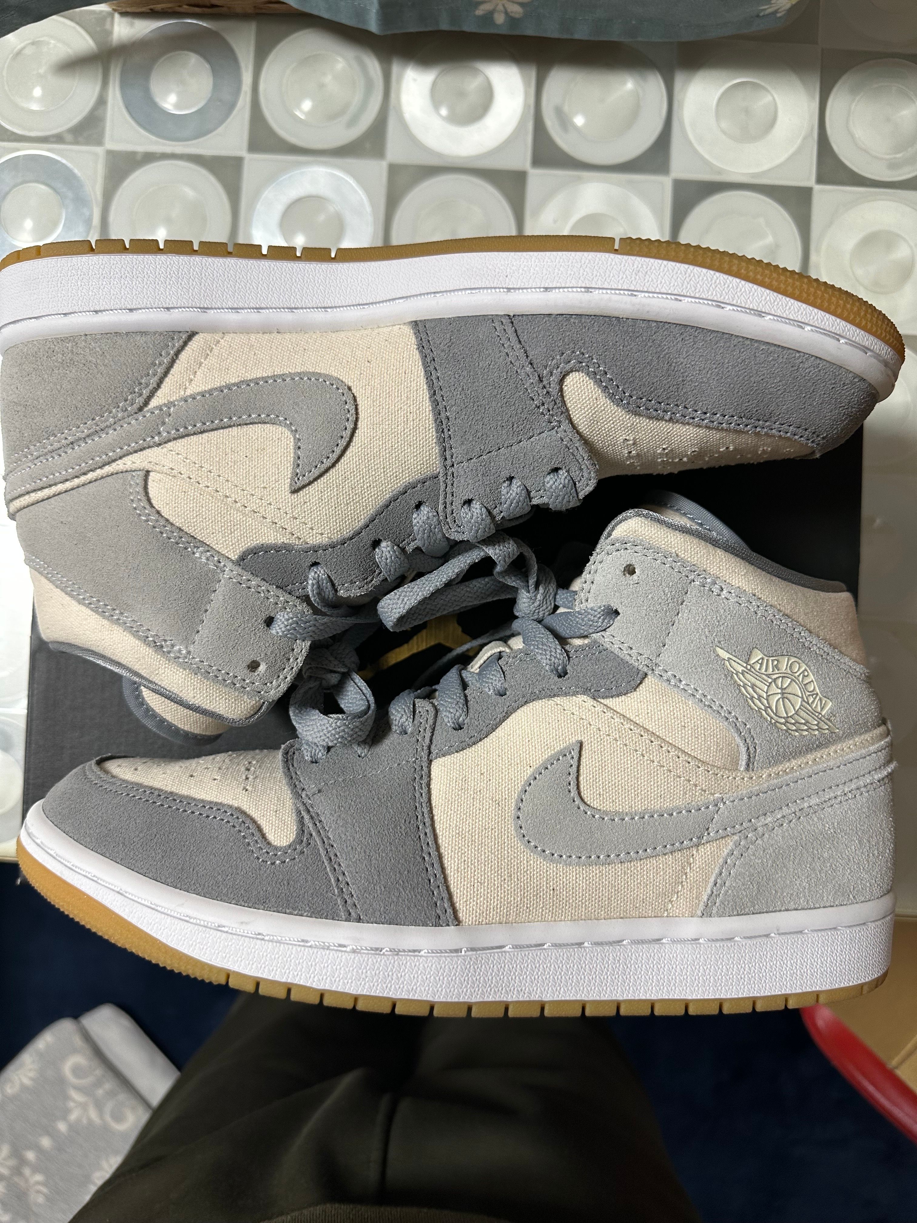 Nike Air Jordan 1 Mid SE "Coconut Milk/Particle Grey"