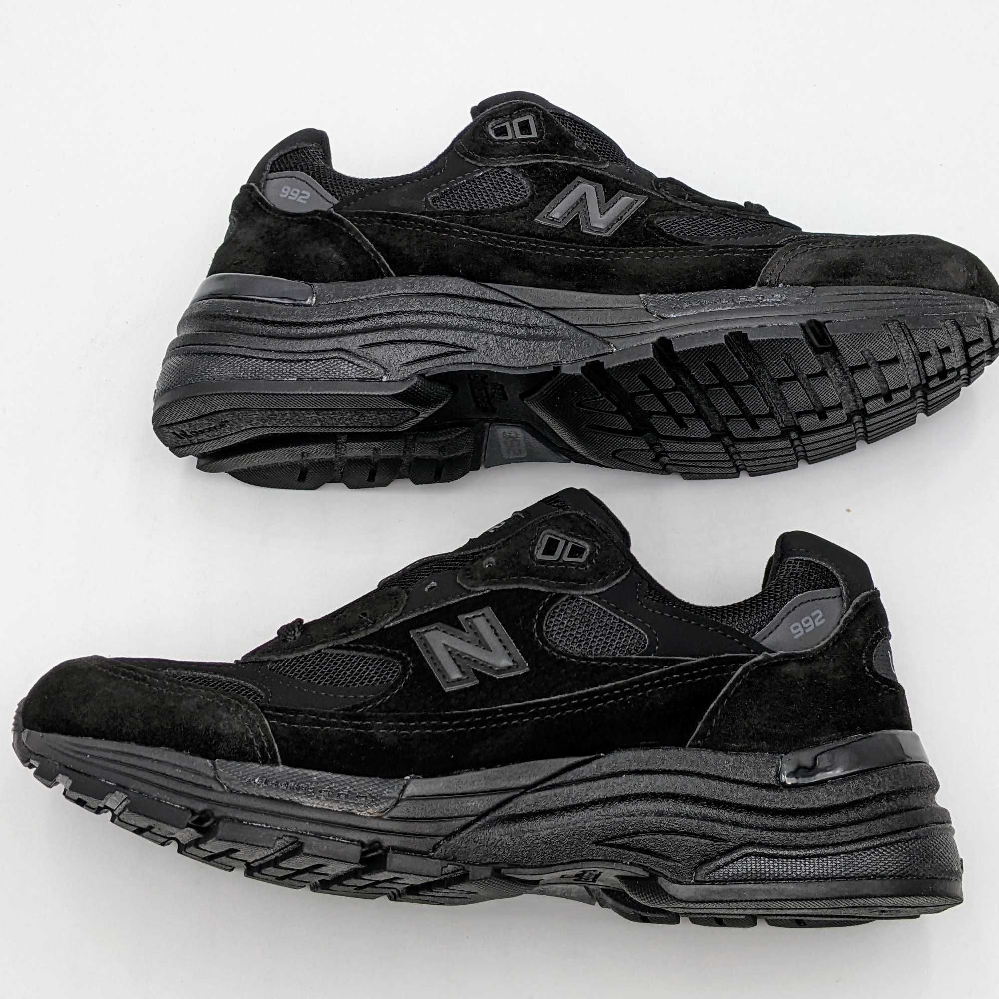 New Balance 992 "Triple Black"