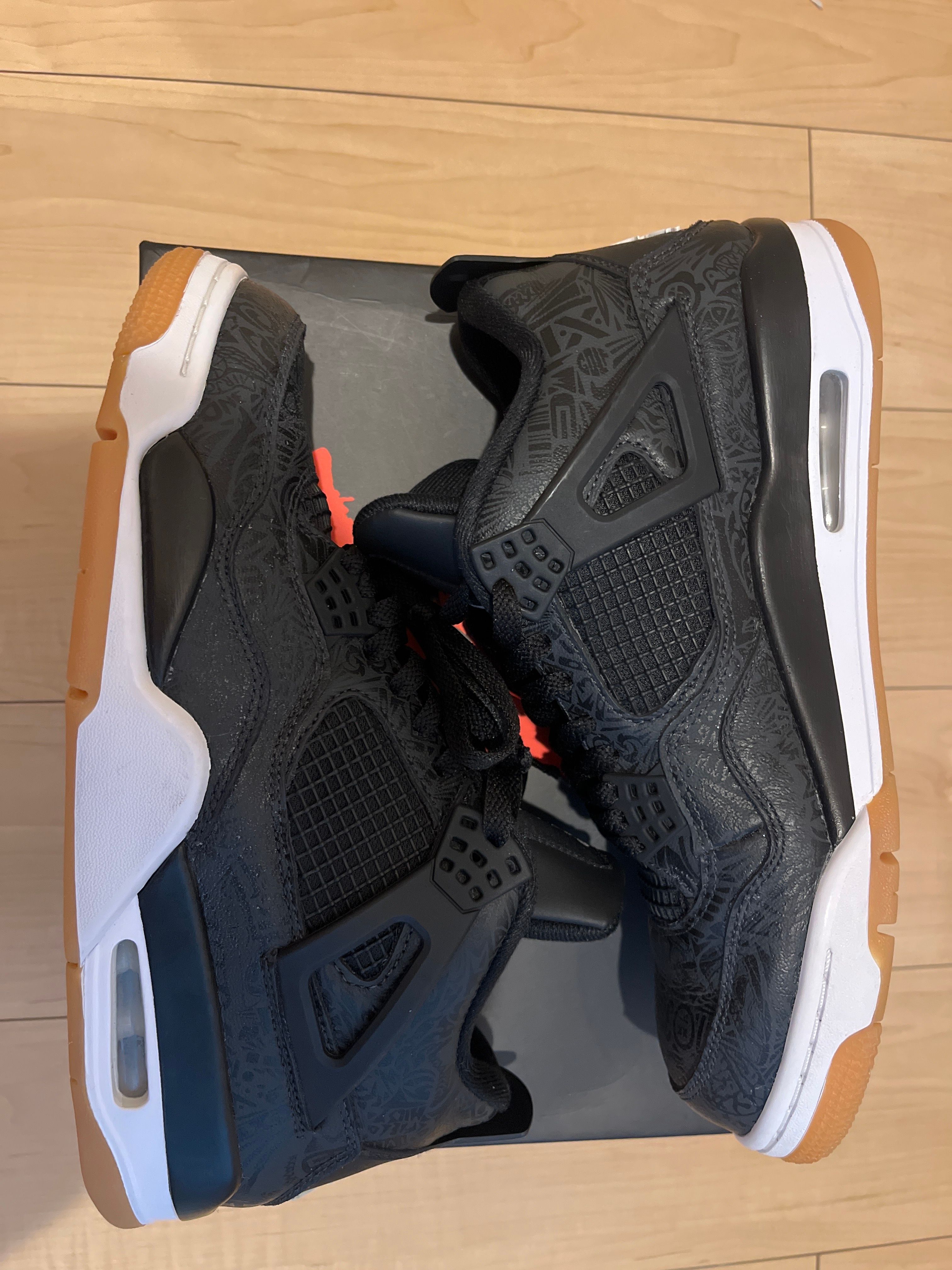 Nike Air Jordan 4 Retro "Laser Black/Gum"