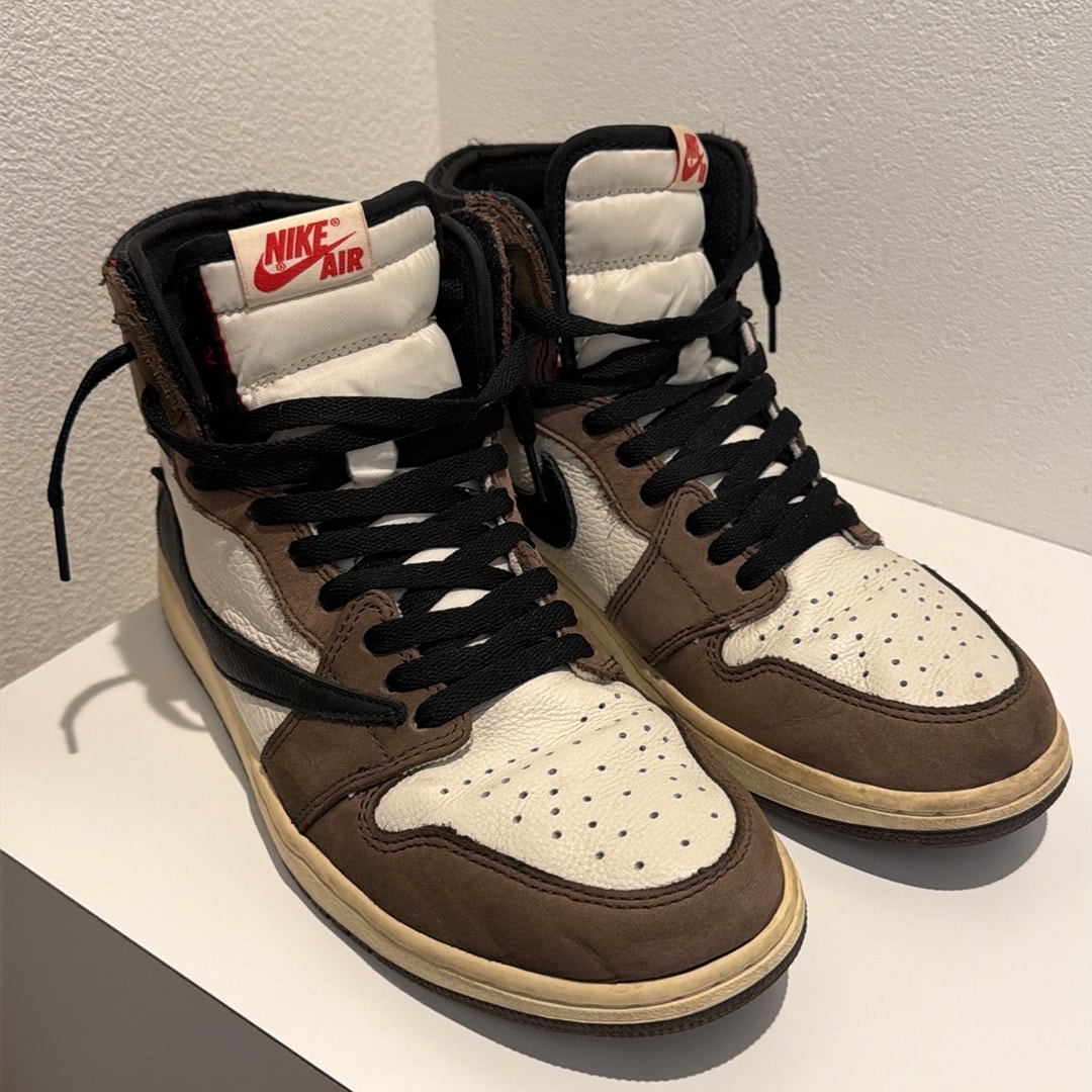 Travis Scott × Nike Air Jordan 1 Retro High OG TS SP "Sail/Dark Mocha"