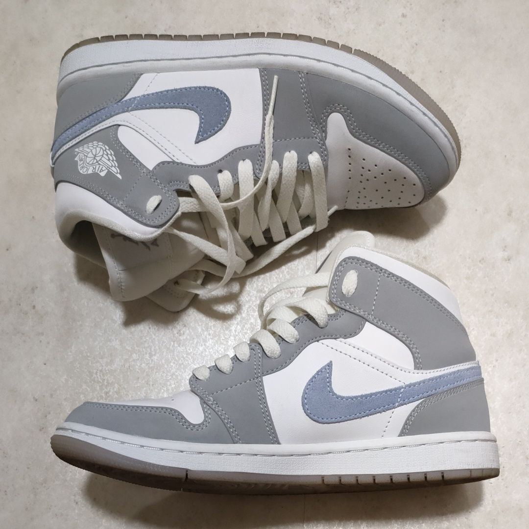 Nike Women's Air Jordan 1 Mid "Wolf Grey"
