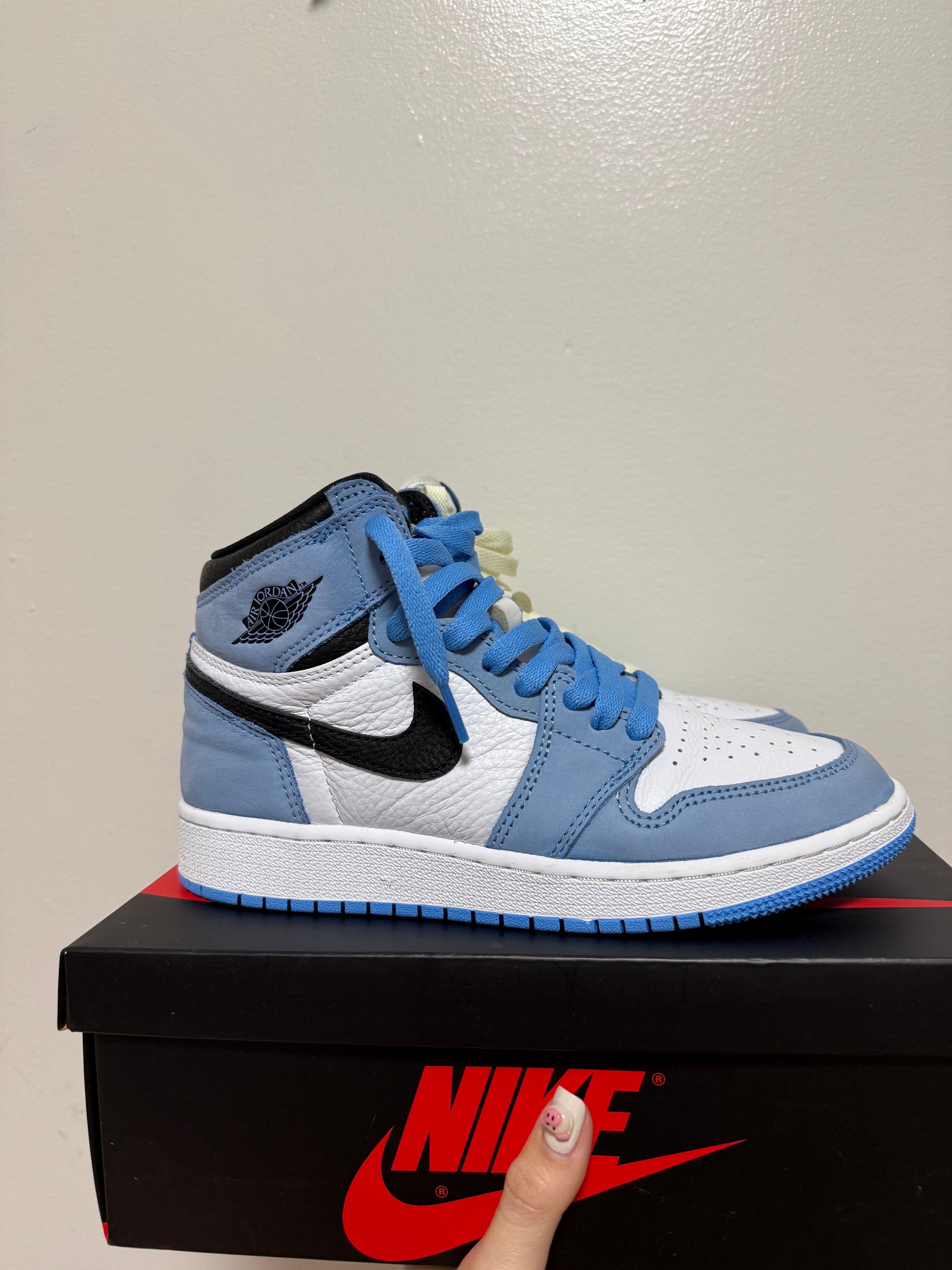 Nike GS Air Jordan 1 High "White/University Blue/Black"