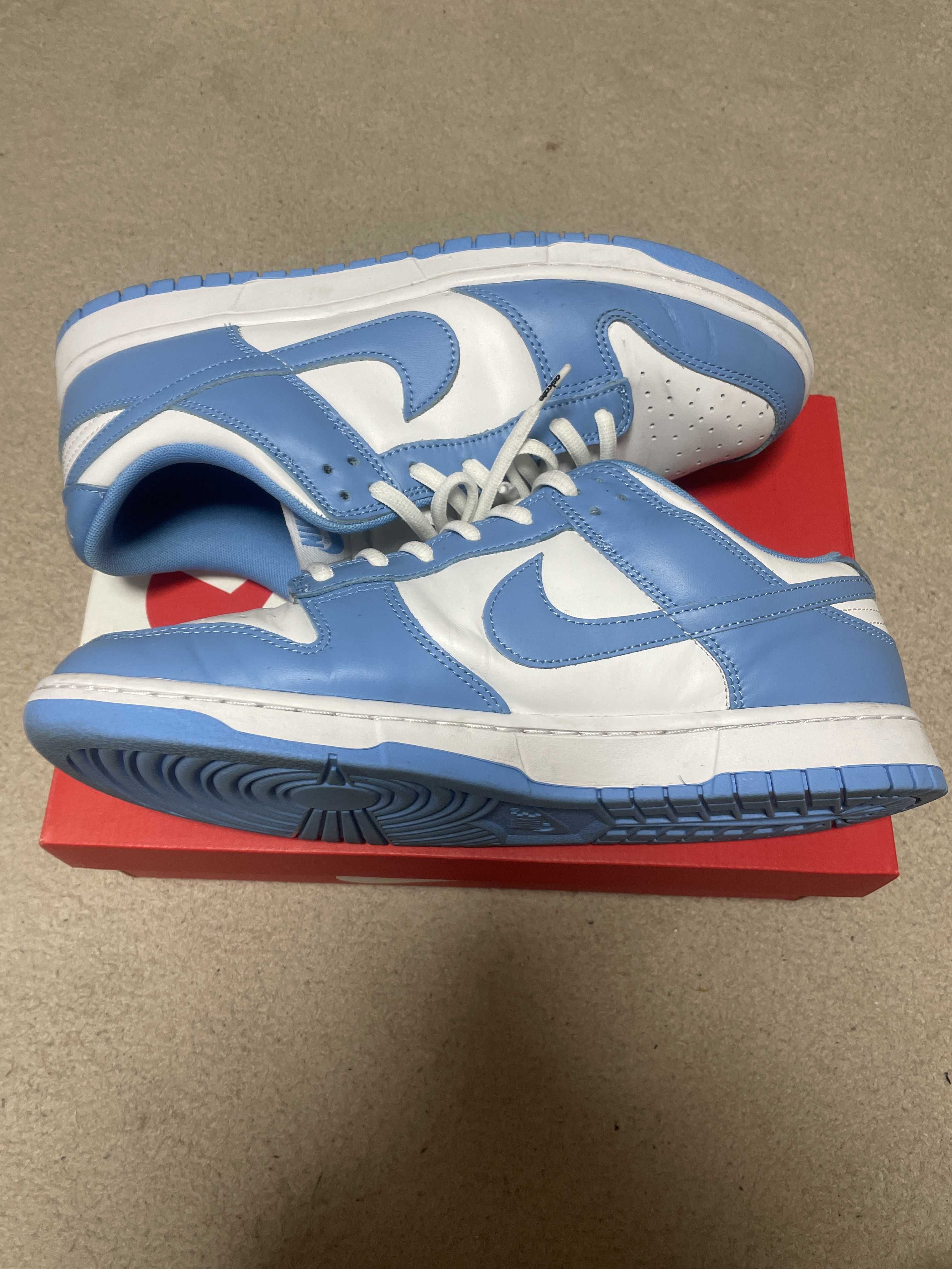 Nike Dunk Low "University Blue"