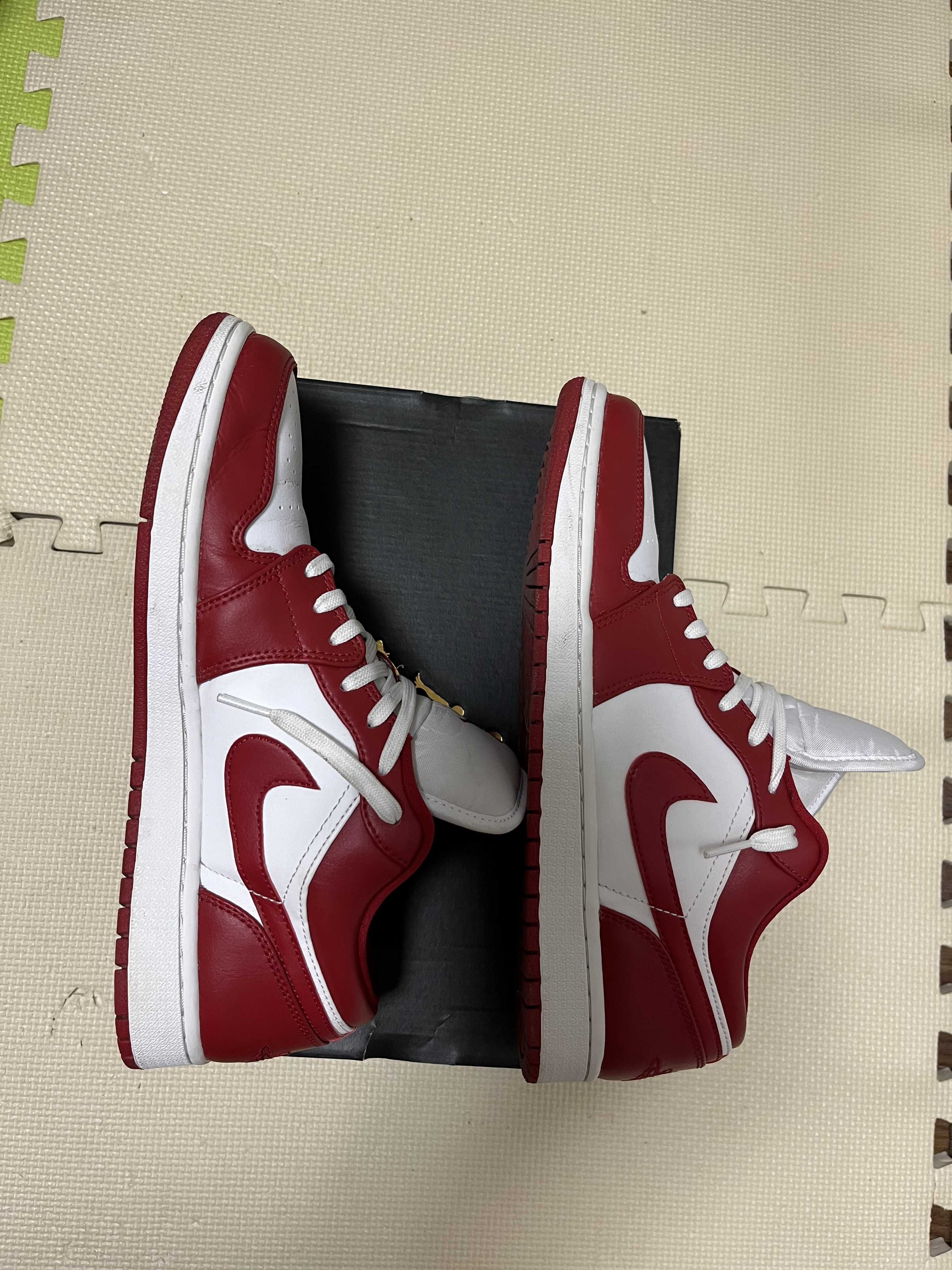 Nike Air Jordan 1 Low "Gym Red/White"