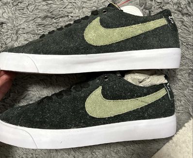 Stussy × Nike SB Blazer Low "Black/Palm Green"