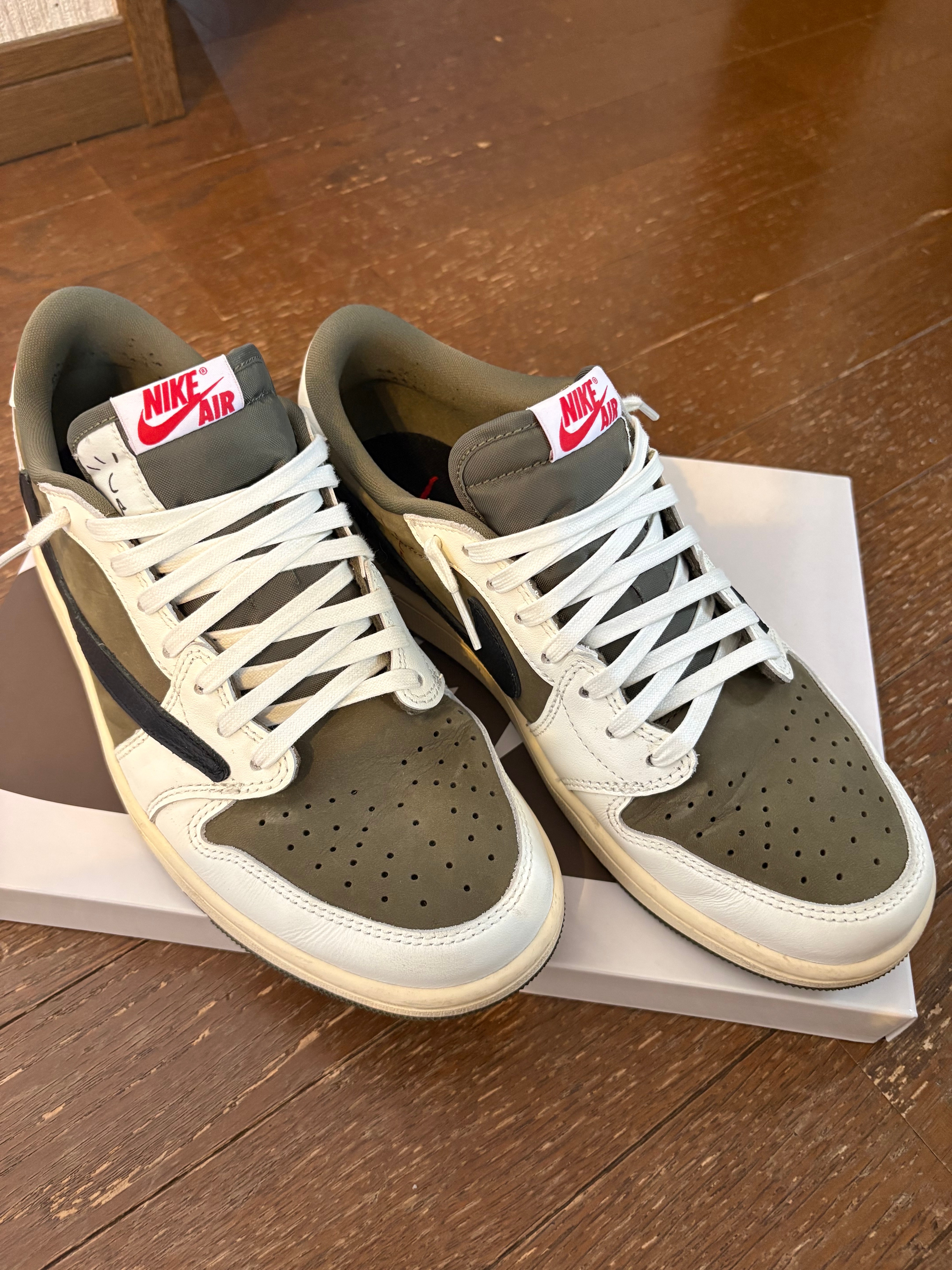 Travis Scott × Nike Air Jordan 1 Low OG SP "Reverse Olive"