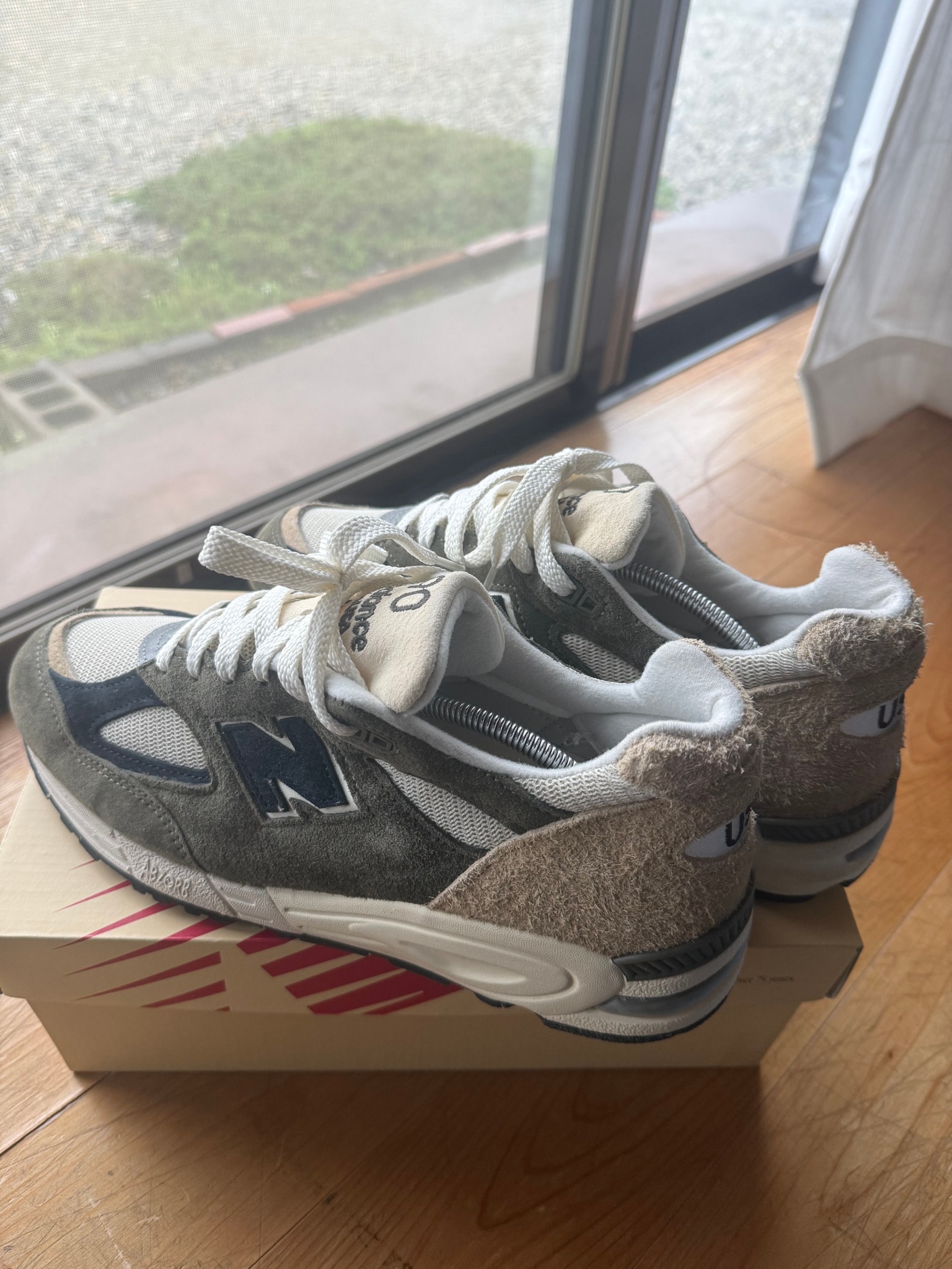 New Balance 990V2 "Olive Suede"