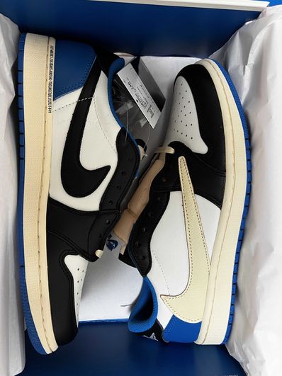 Travis Scott × fragment design × Nike Air Jordan 1 Low OG SP "Military Blue"