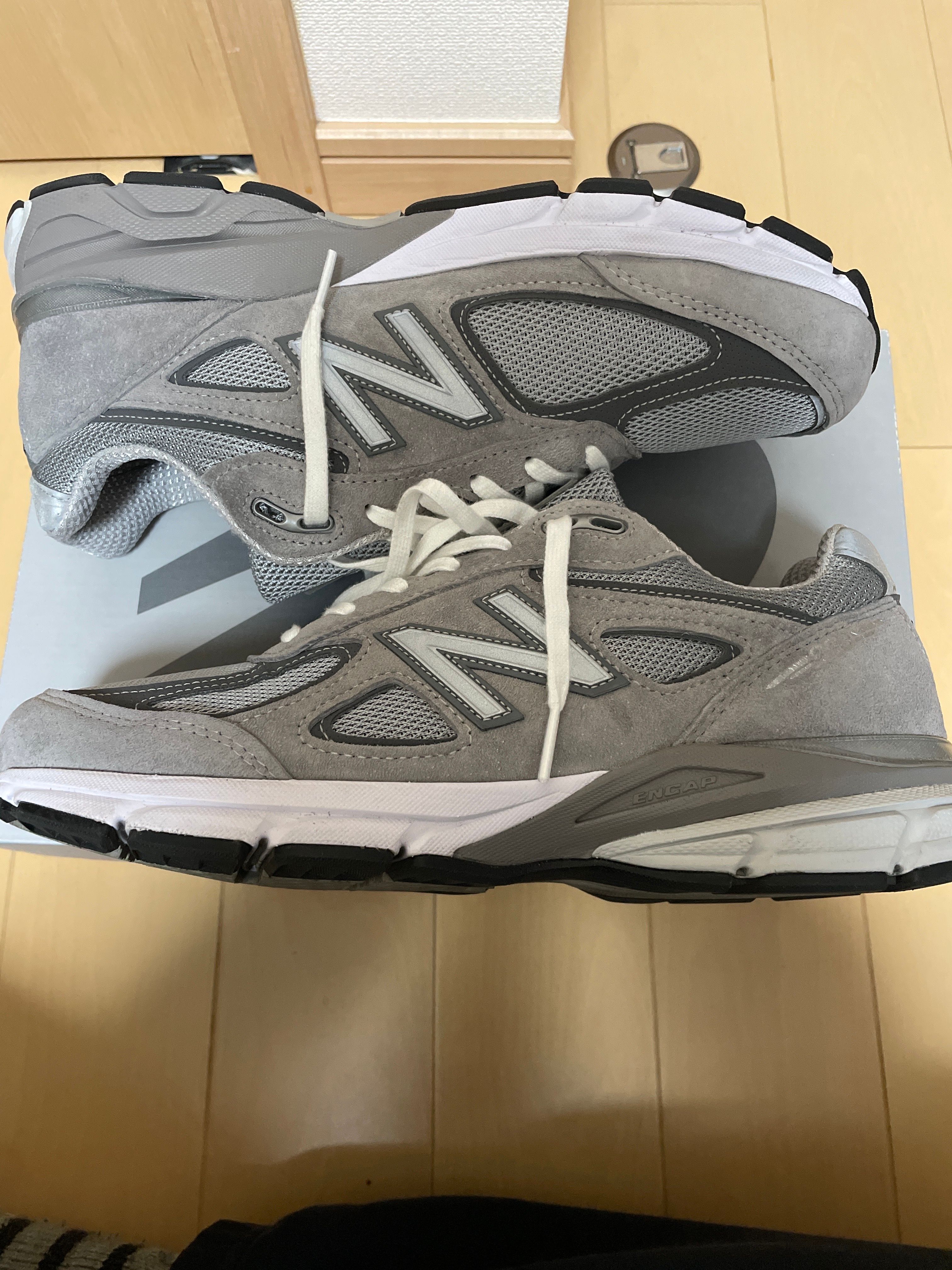 New Balance 990V4 "Grey Silver"