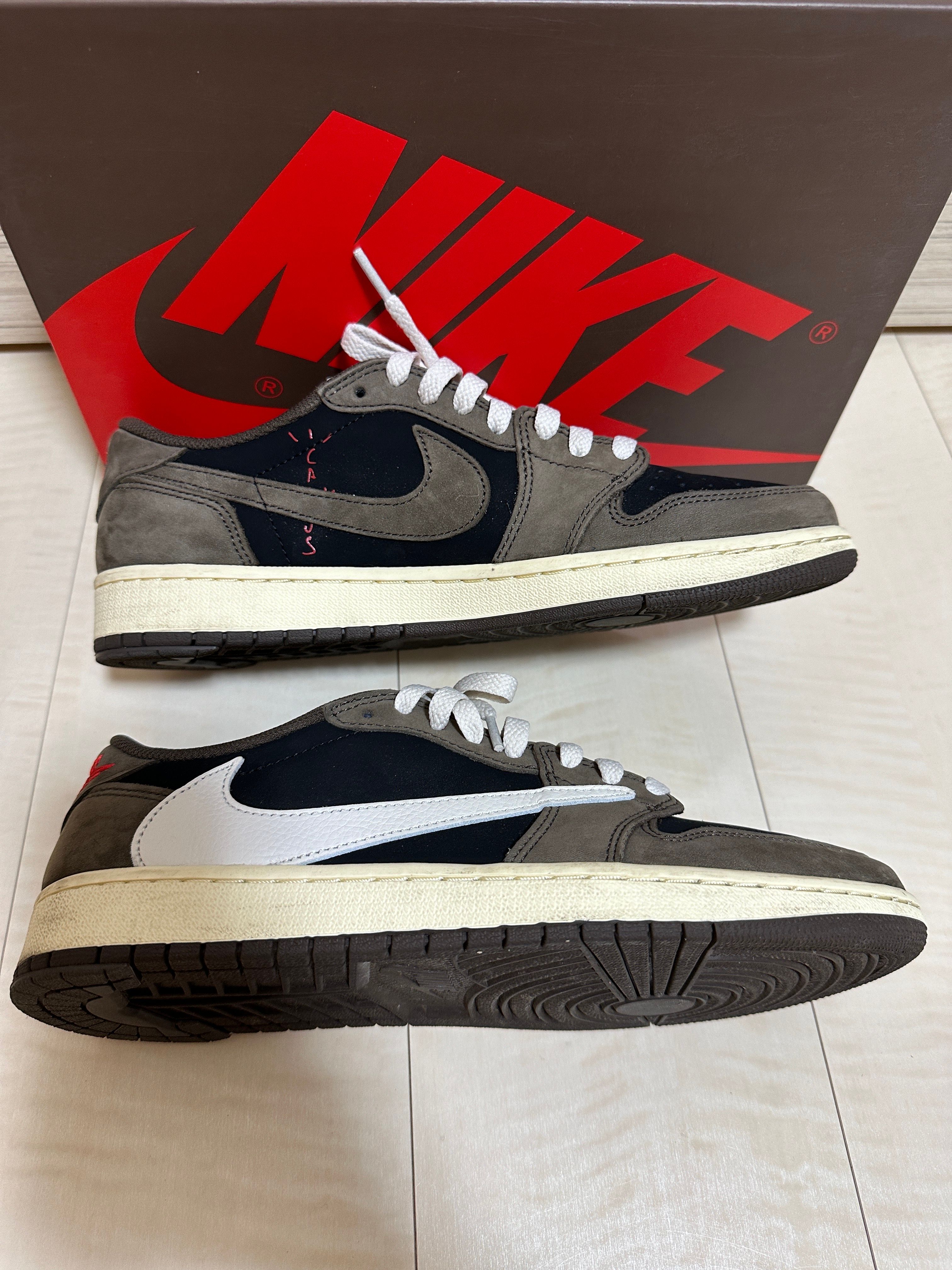 Travis Scott × Nike Air Jordan 1 Low OG SP-T "Black/Dark Mocha"