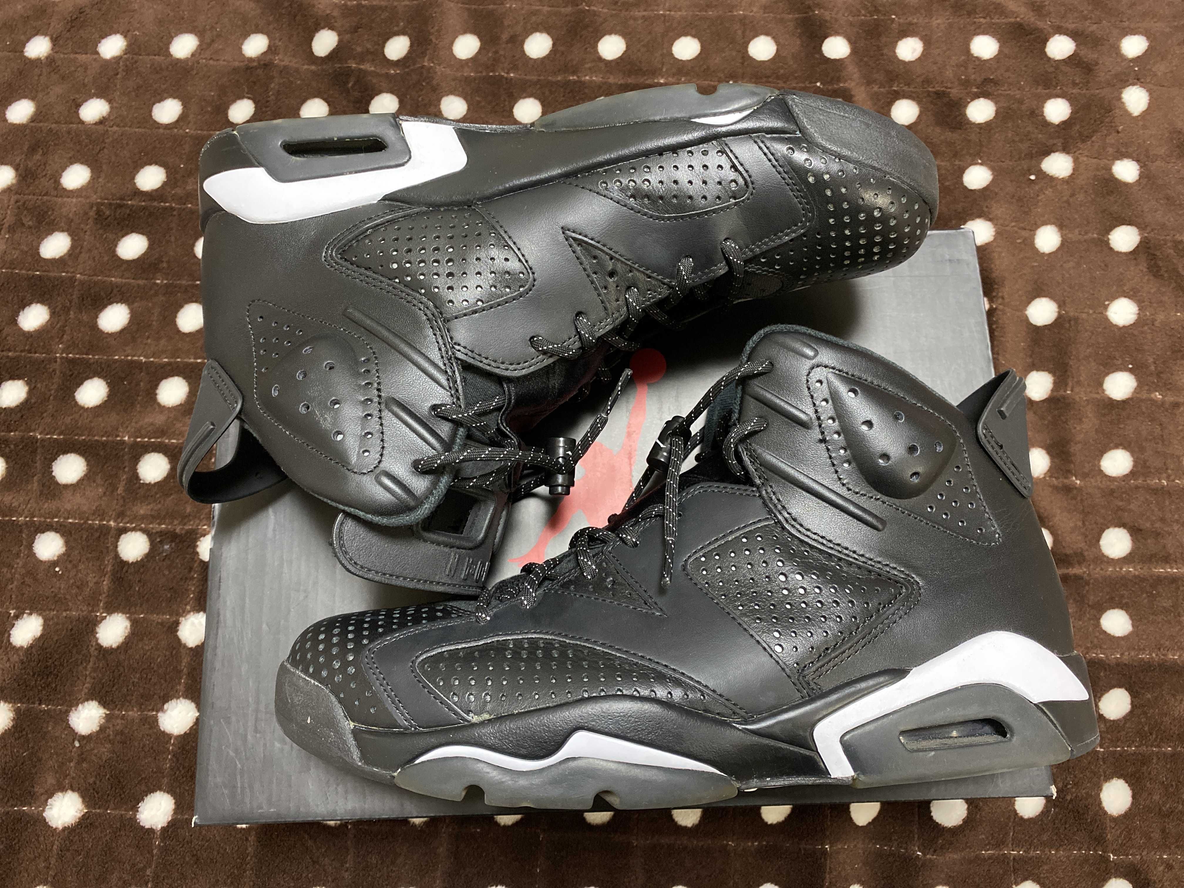 NIKE AIR JORDAN 6 RETRO "BLACK CAT"