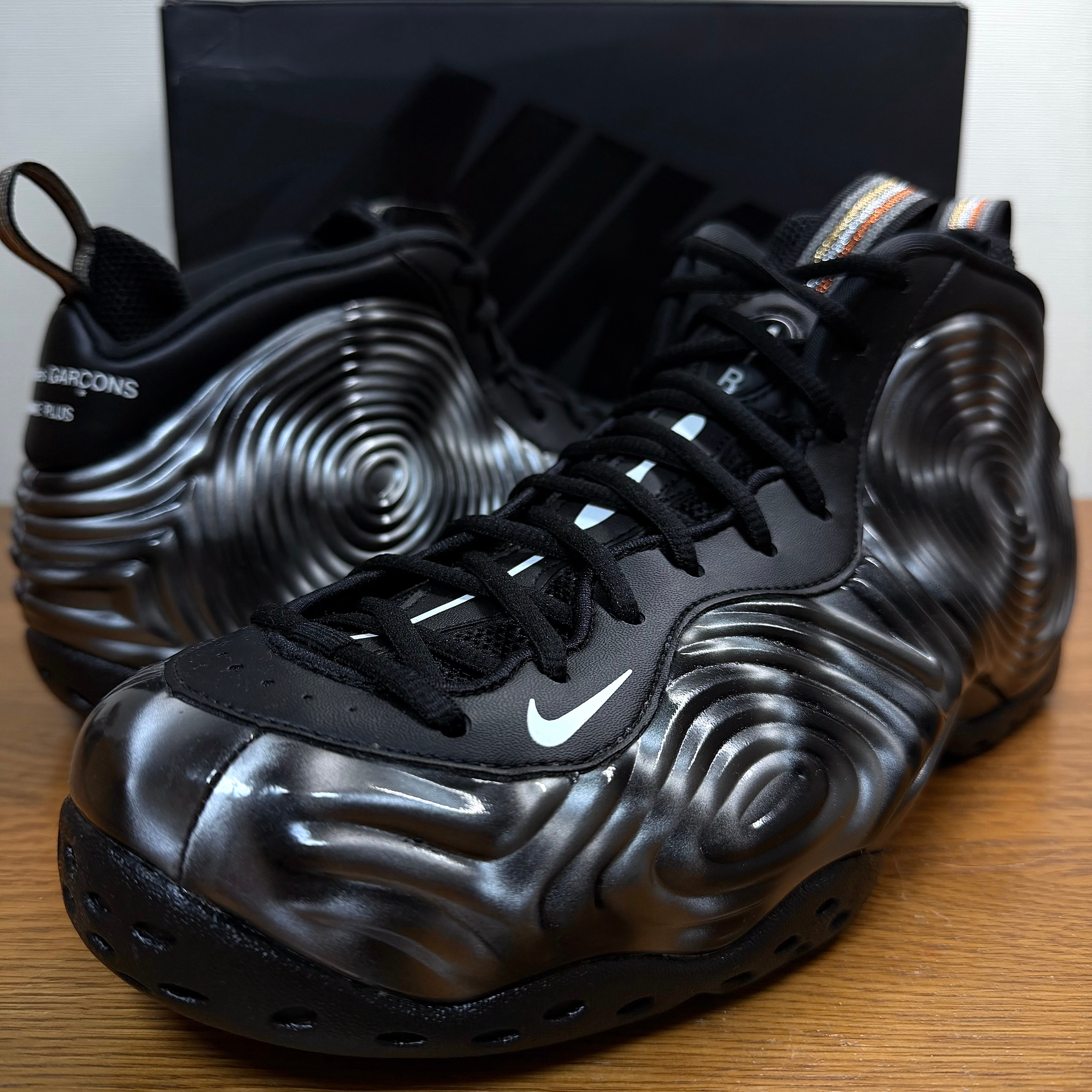 コムデギャルソン オムプリュス × ナイキ エアフォームポジット ワン "オリンピック"