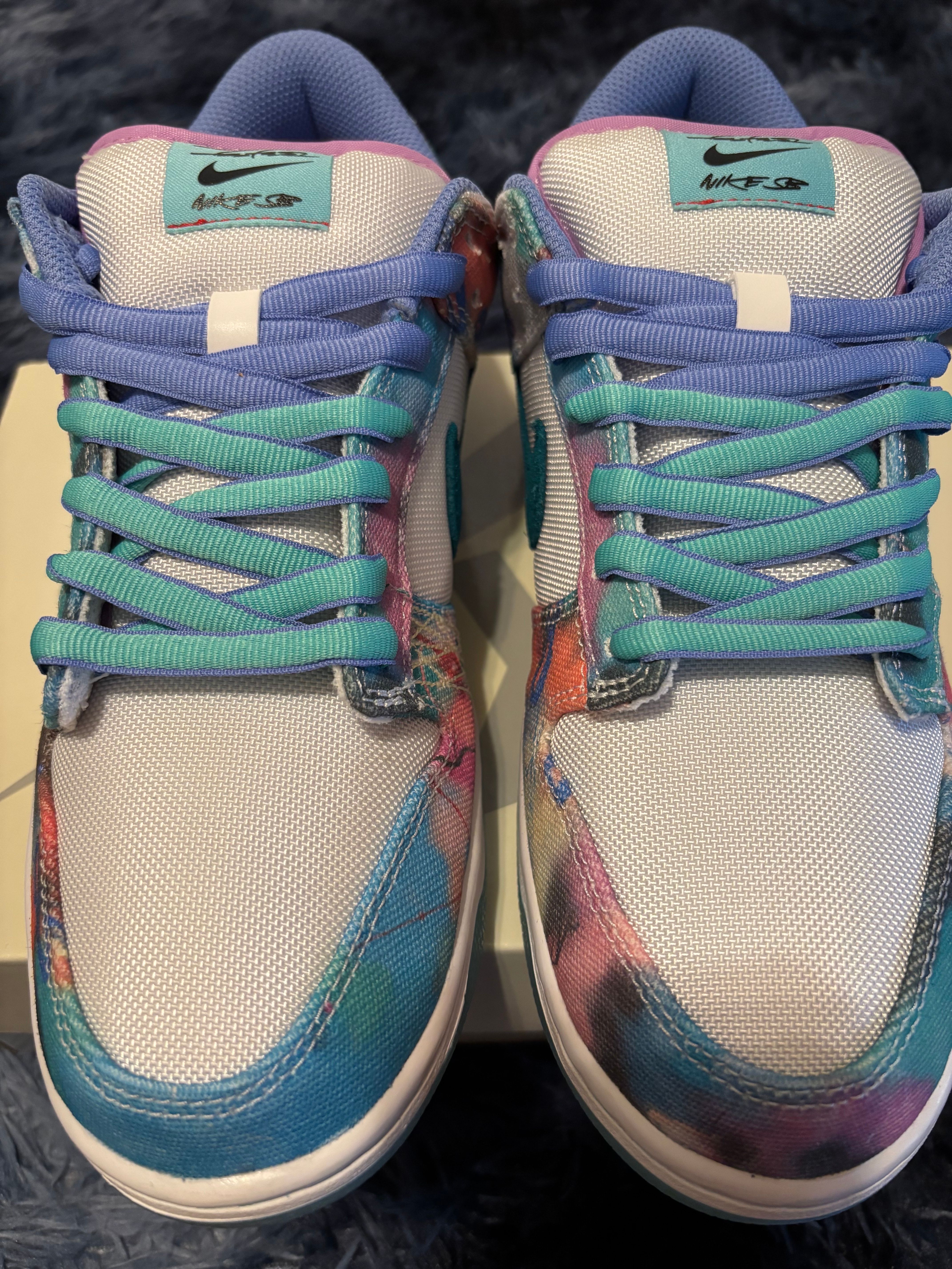 Futura × Nike SB Dunk Low "White and Geode Teal"