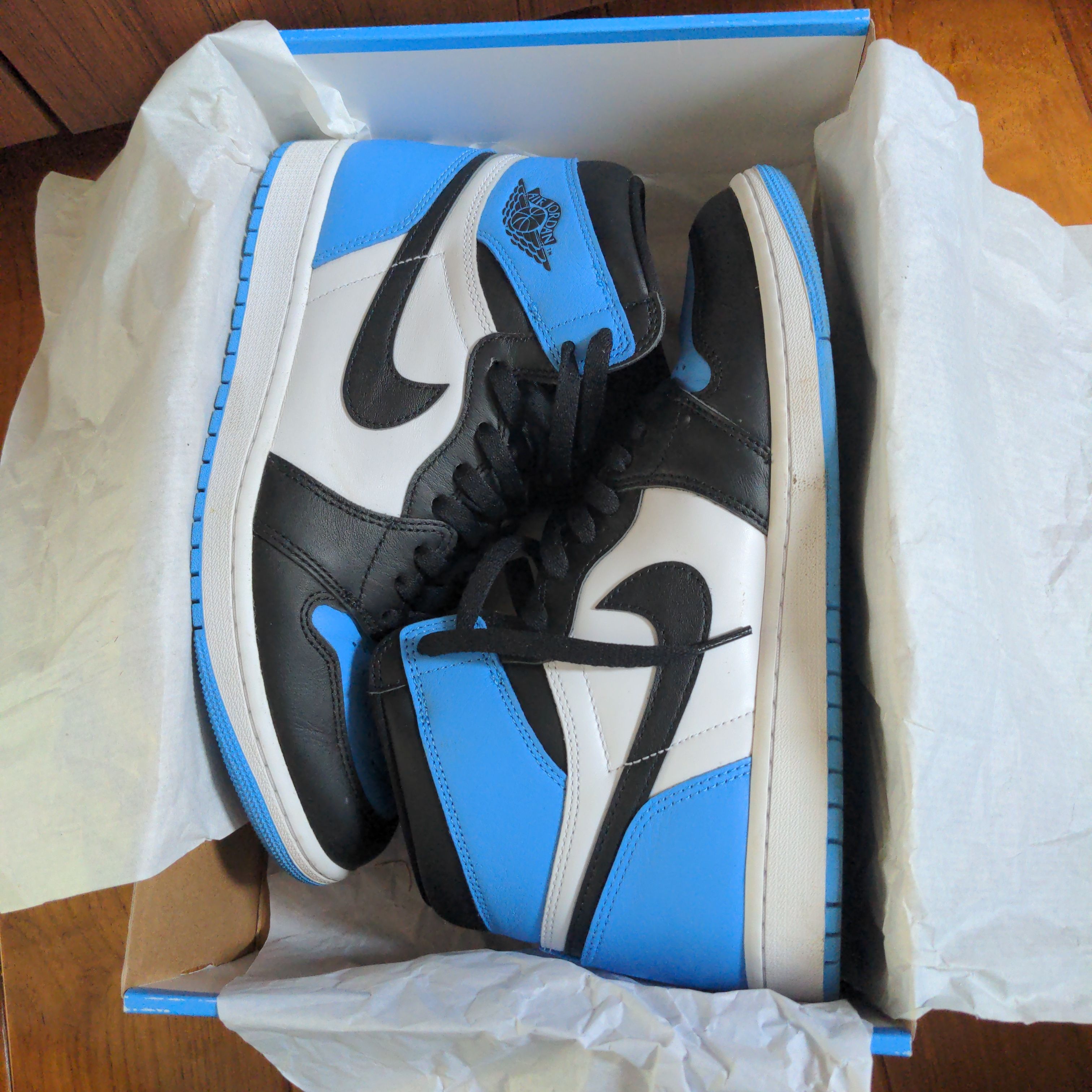Nike Air Jordan 1 Retro High OG "University Blue/UNC Toe"