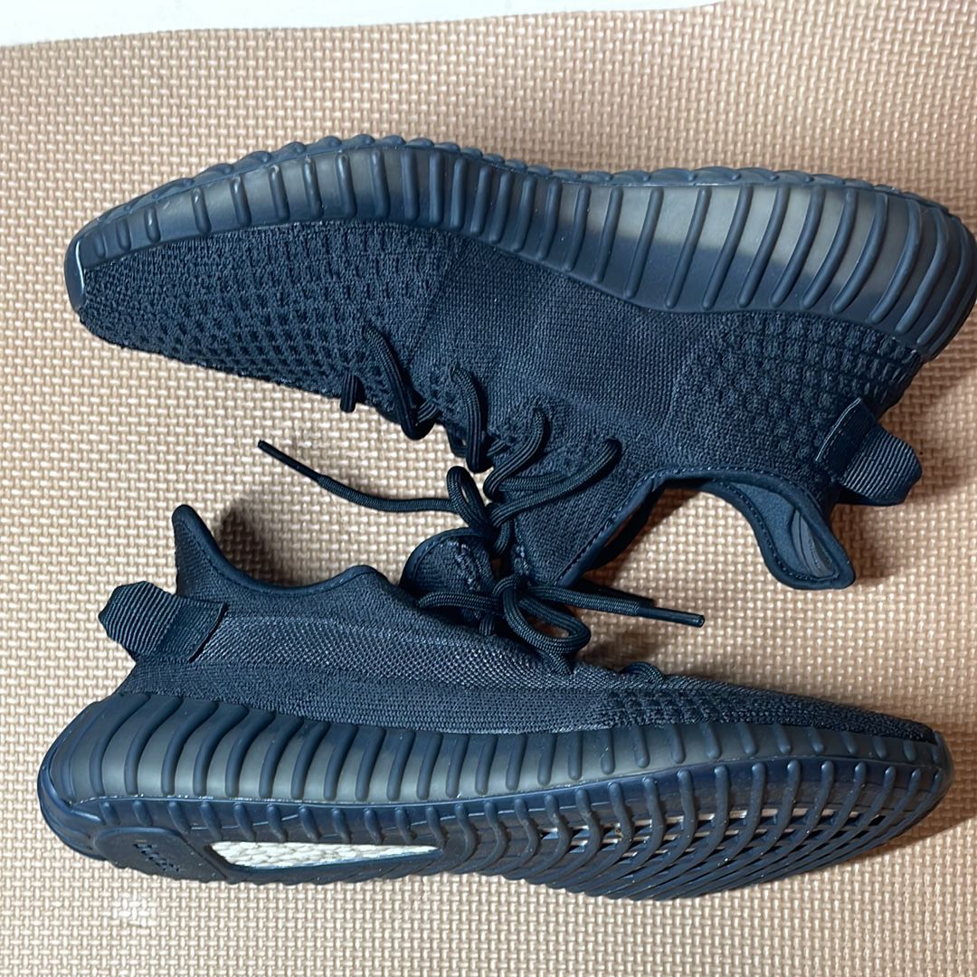 adidas YEEZY Boost 350V2 "Onyx"