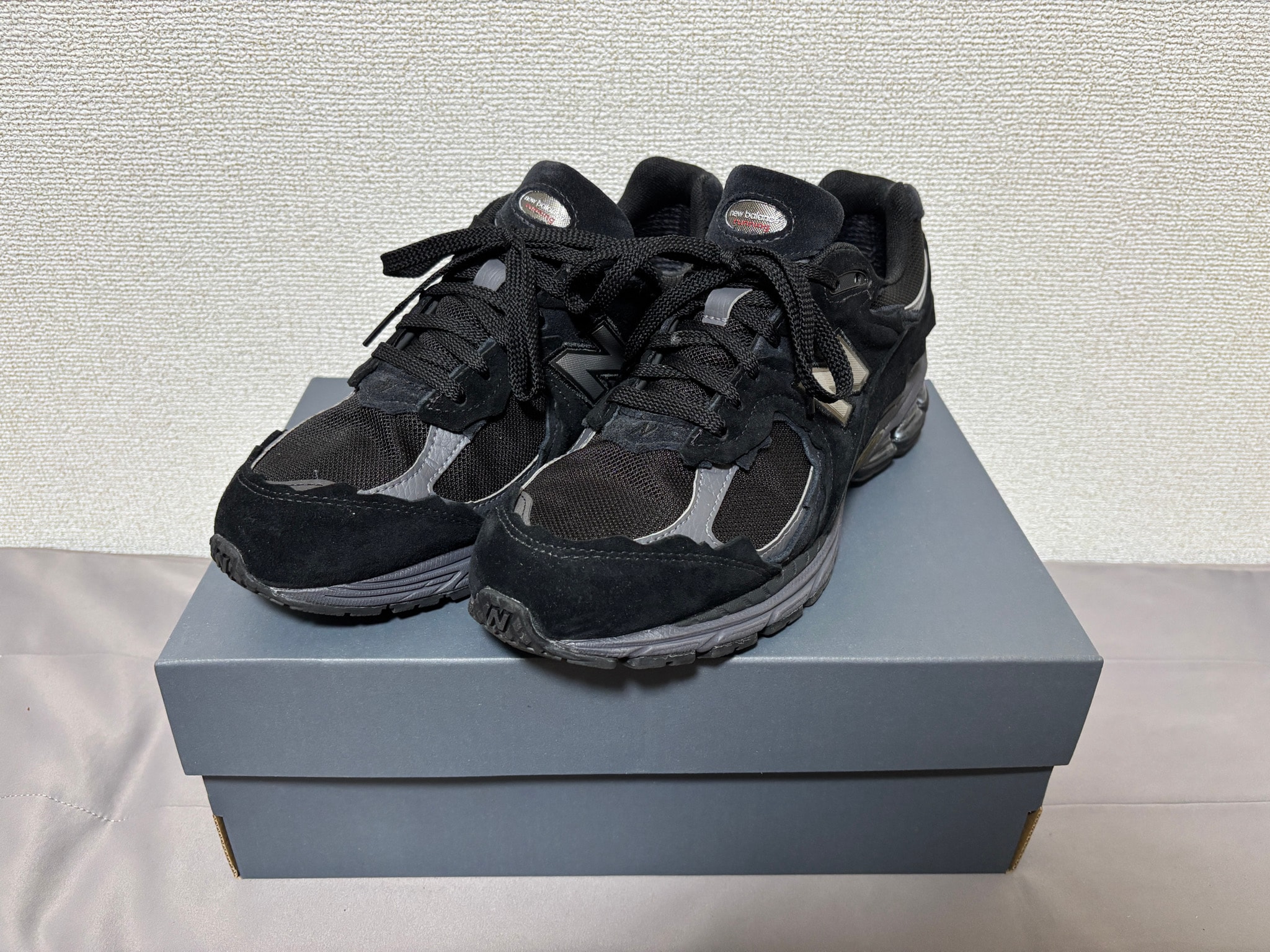 New Balance 2002R GORE-TEX "Black/Magnet"