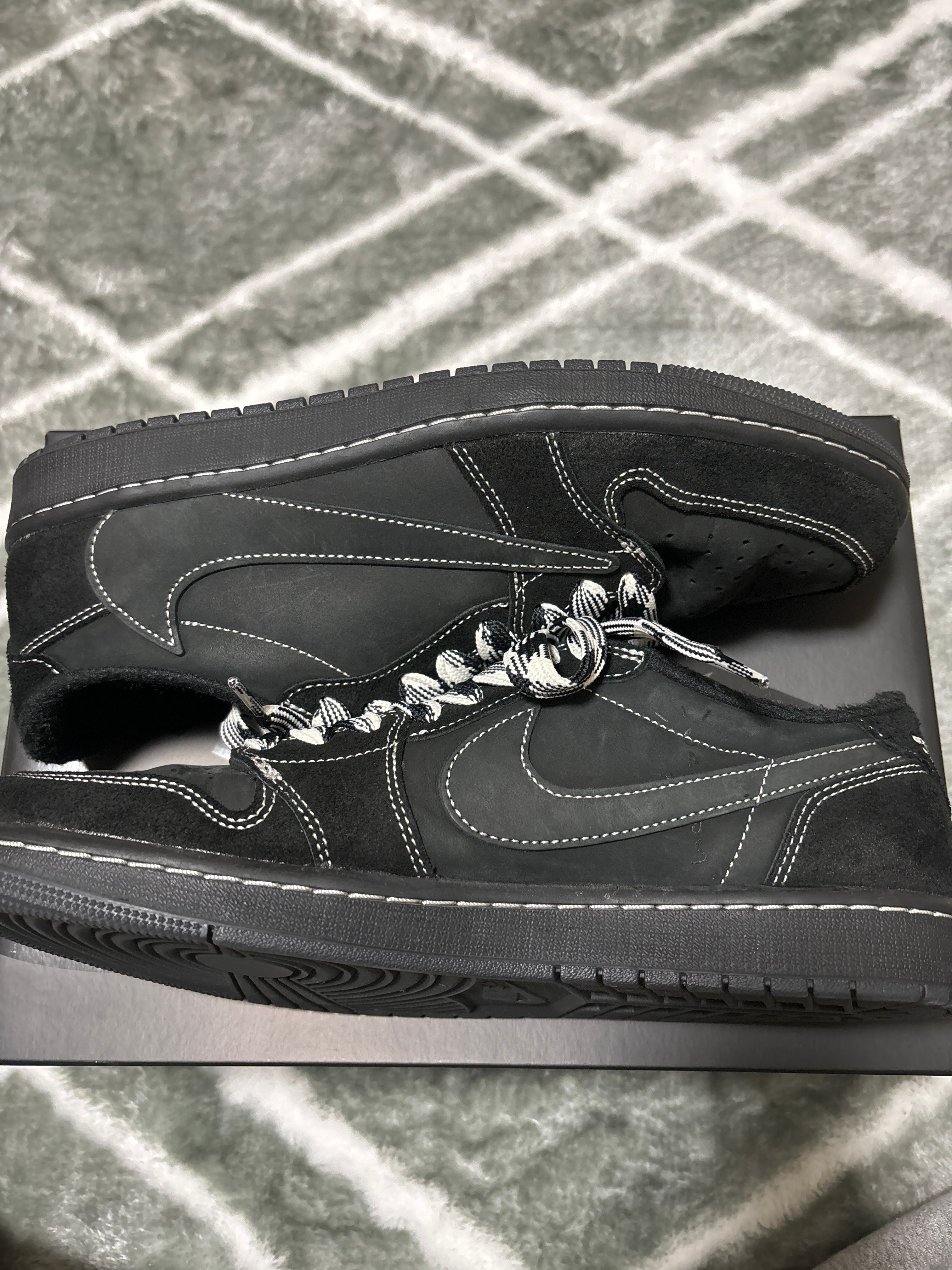 Travis Scott × Nike Air Jordan 1 Low OG SP "Black Phantom"