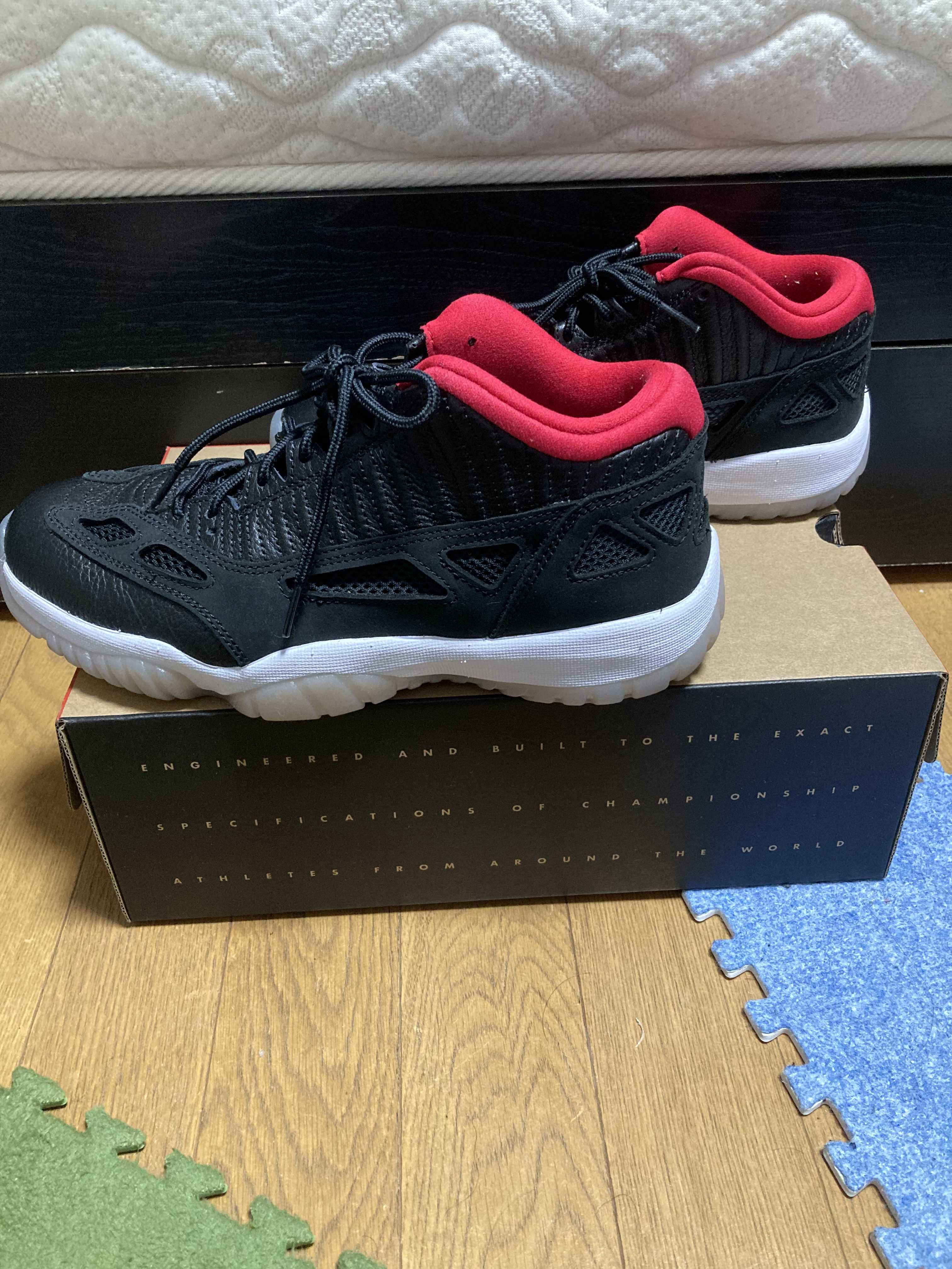 Air Jordan 11 Low IE "Bred"