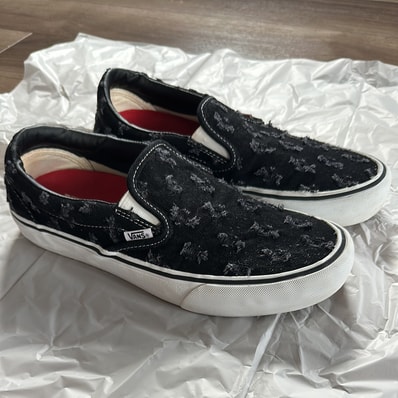 Supreme × Vans Slip-On Hole Punch Denim "Black"