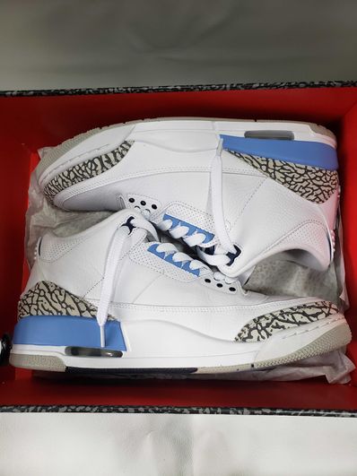 Nike Air Jordan 3 Retro "UNC" (2020)