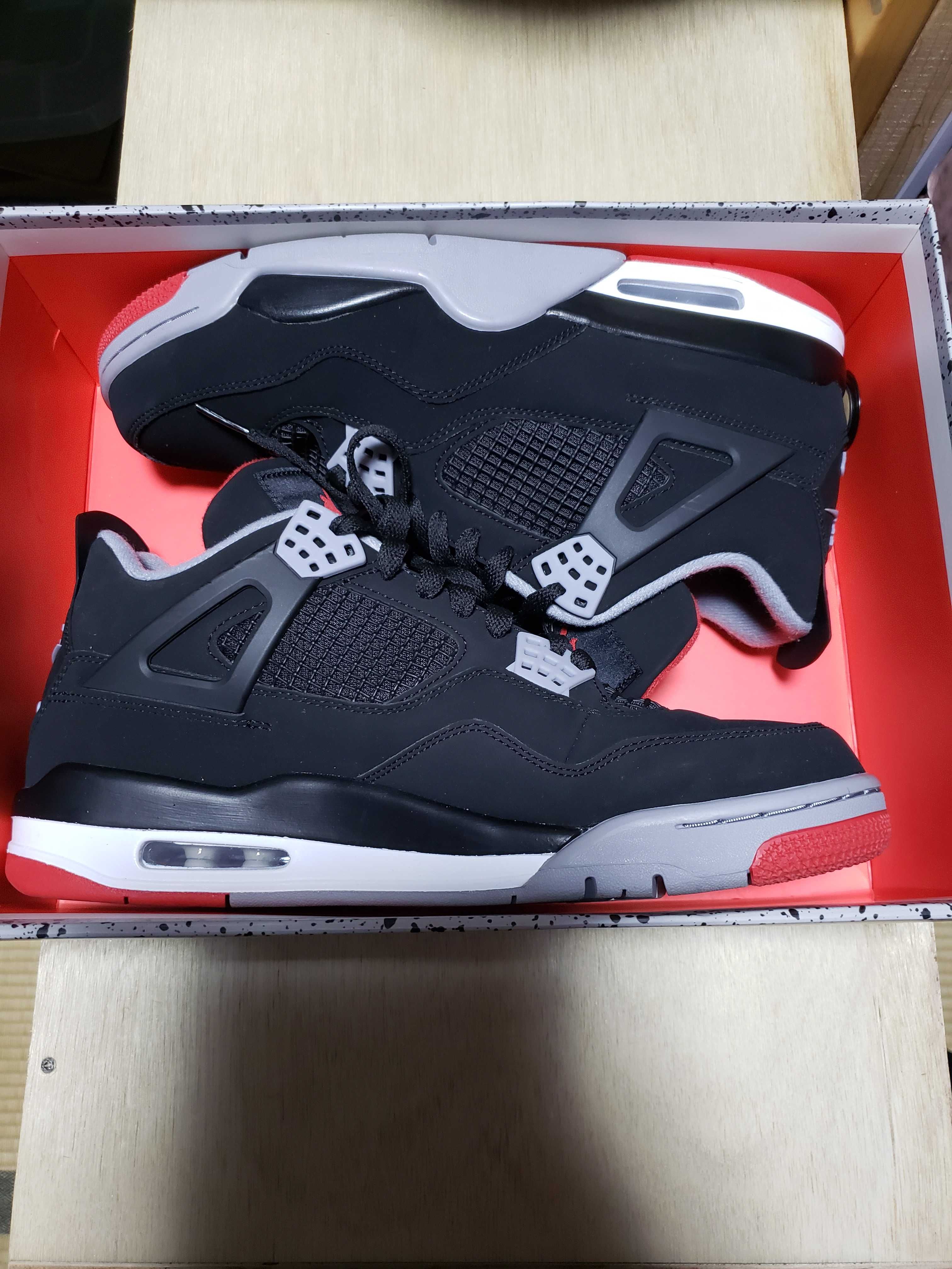 Nike Air Jordan 4 Retro "Bred" (2019)  