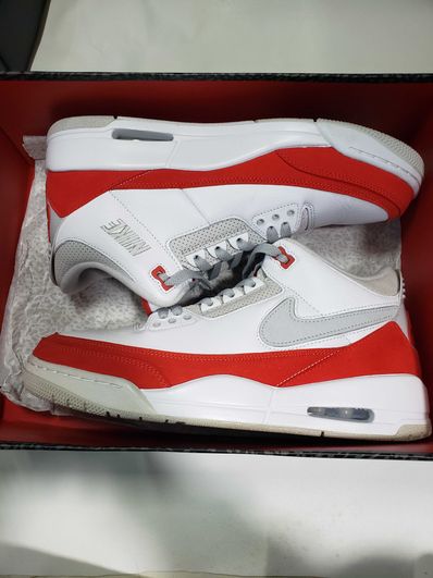 Nike Air Jordan 3 Retro "Tinker White/University Red"