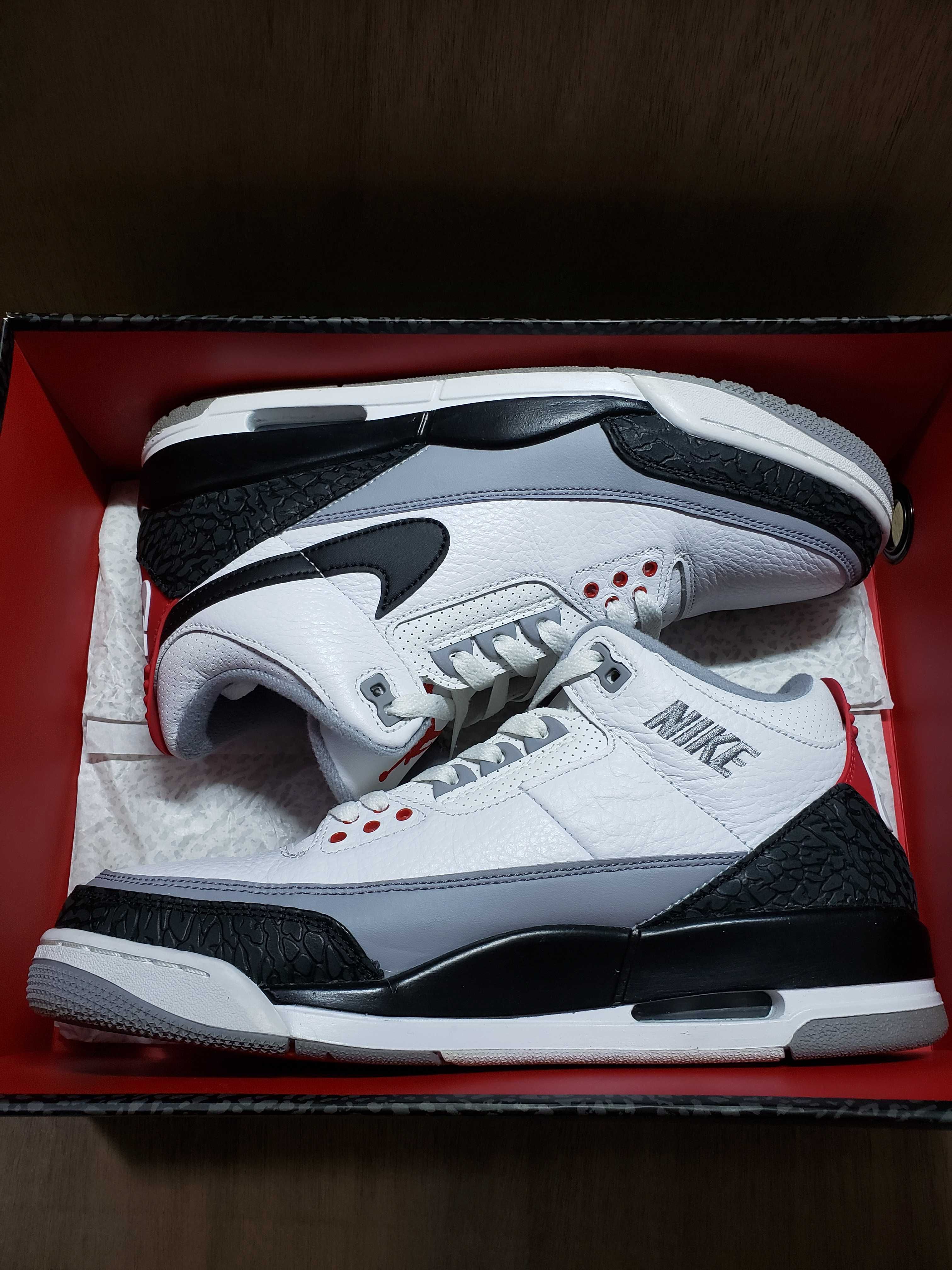 Nike Air Jordan 3 Retro "Tinker Hatfield"