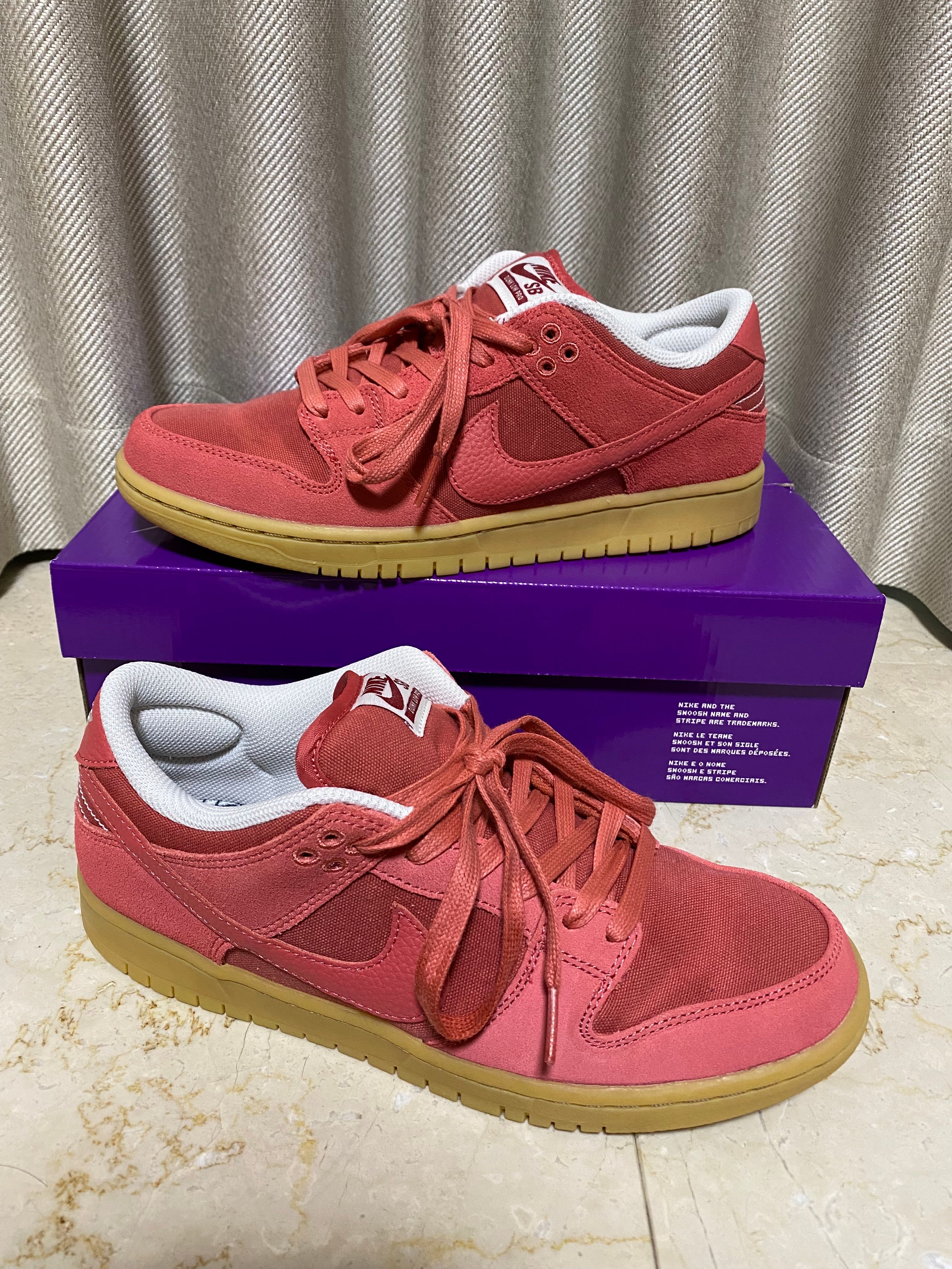 Nike SB Dunk Low "Adobe"