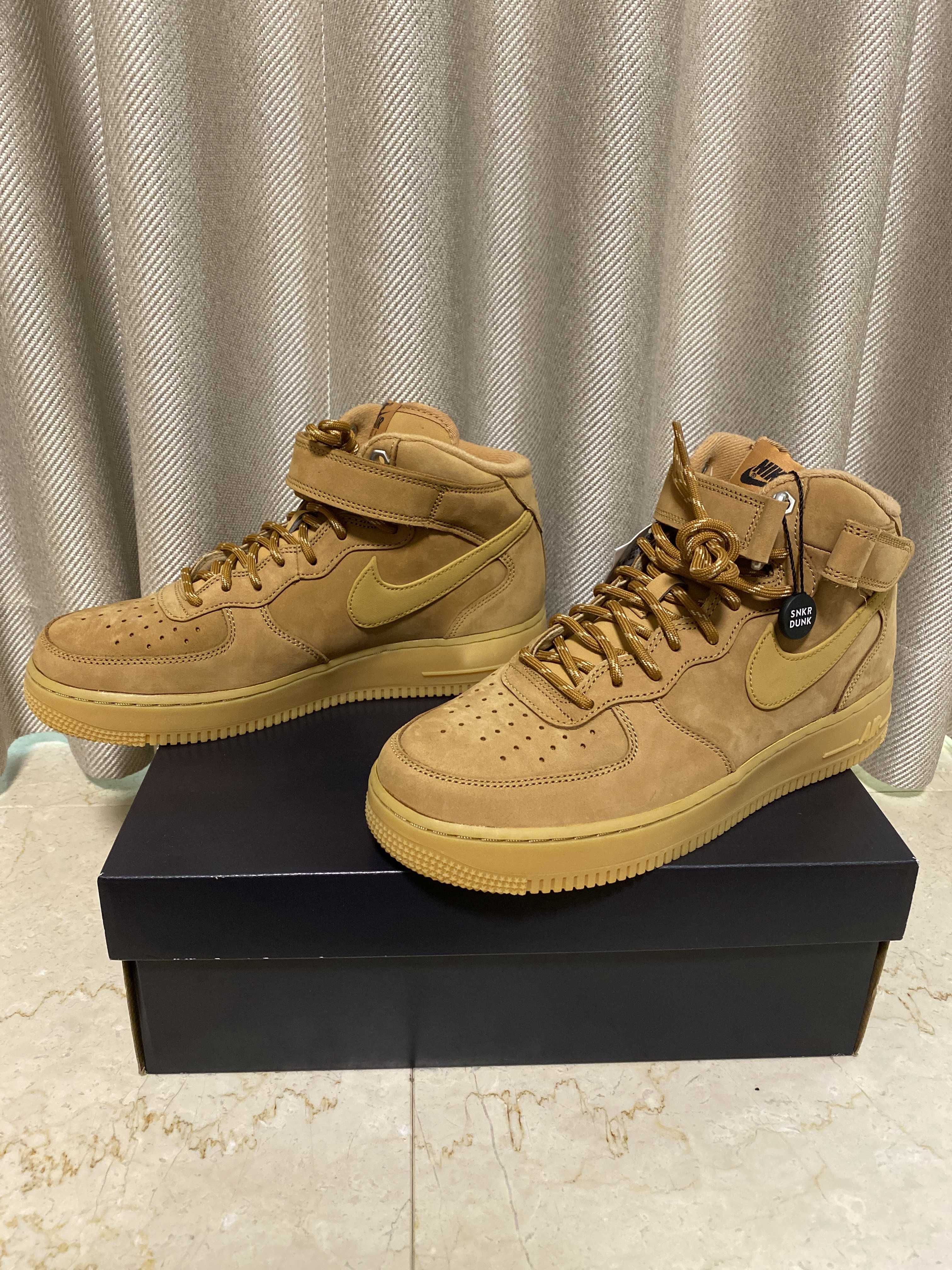 Nike Air Force 1 Mid "Flax"