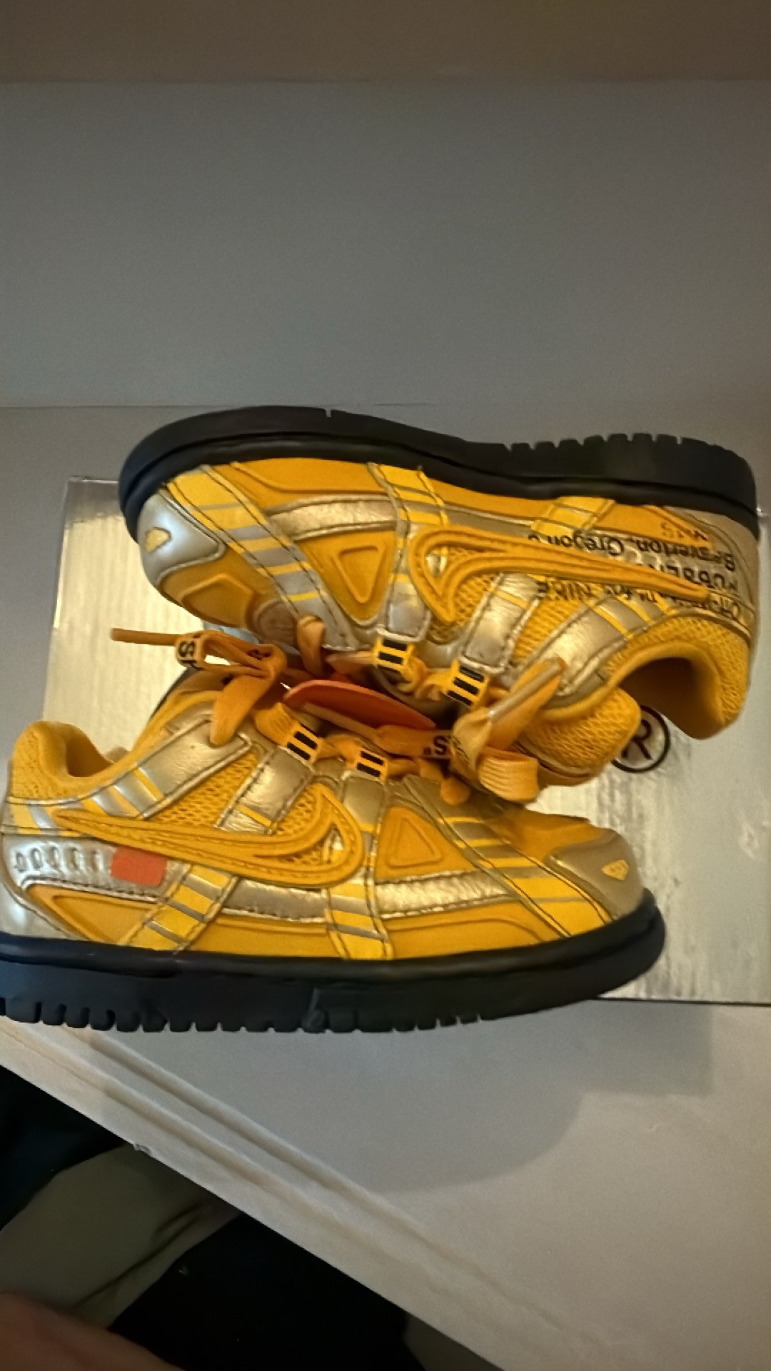 Off-White × Nike TD Air Rubber Dunk "University Gold"