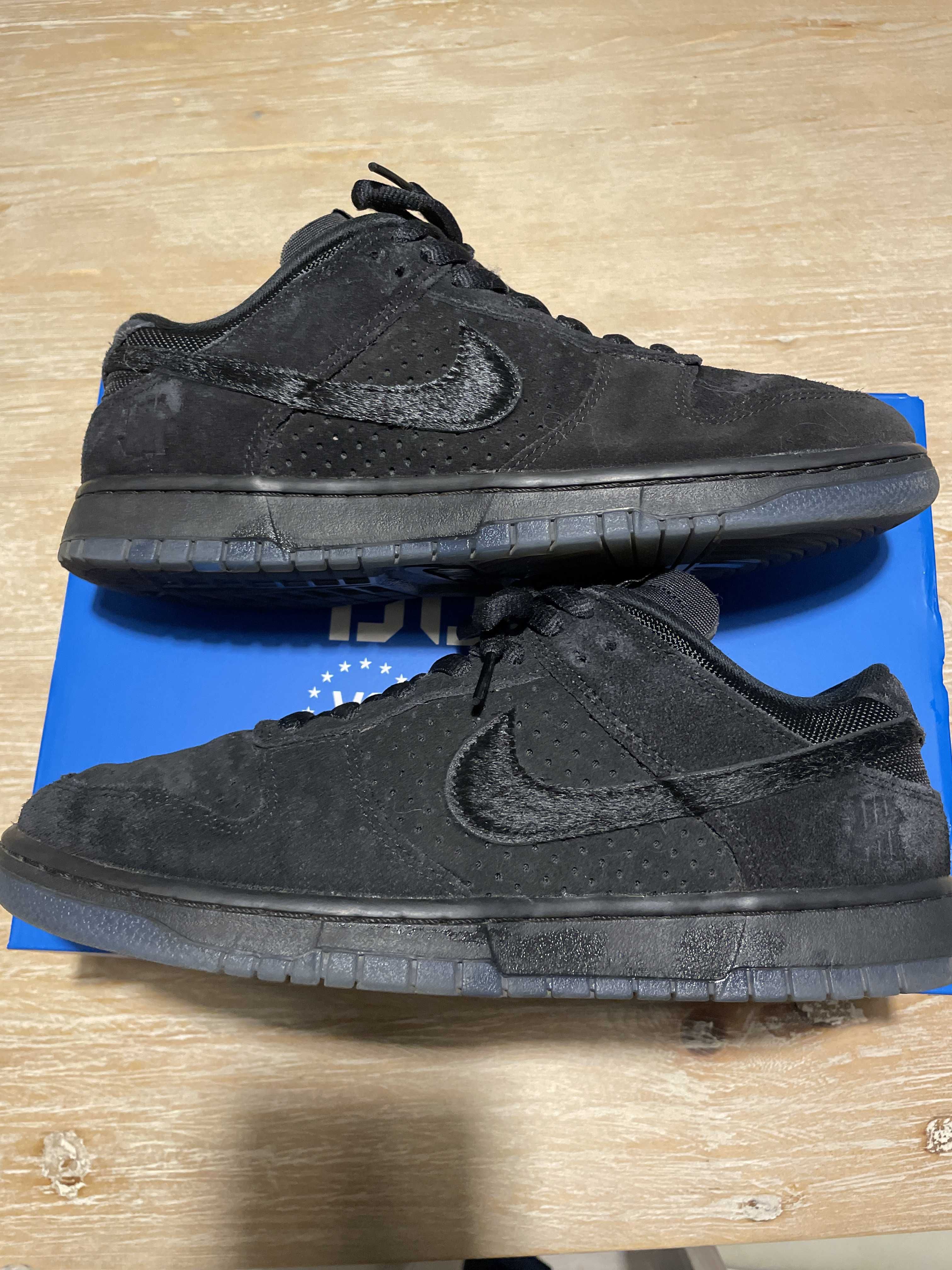 UNDEFEATED × Nike Dunk Low SP "5 ON IT"