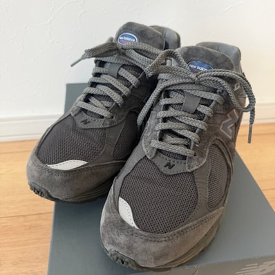 BEAMS × New Balance 2002R GORE-TEX "Charcoal"