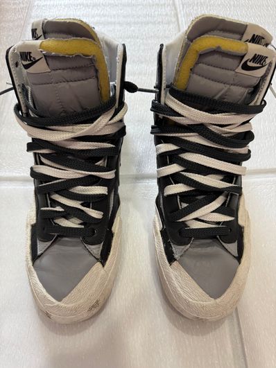 sacai × NIKE BLAZER MID "BLACK/WOLF GREY/WHITE"