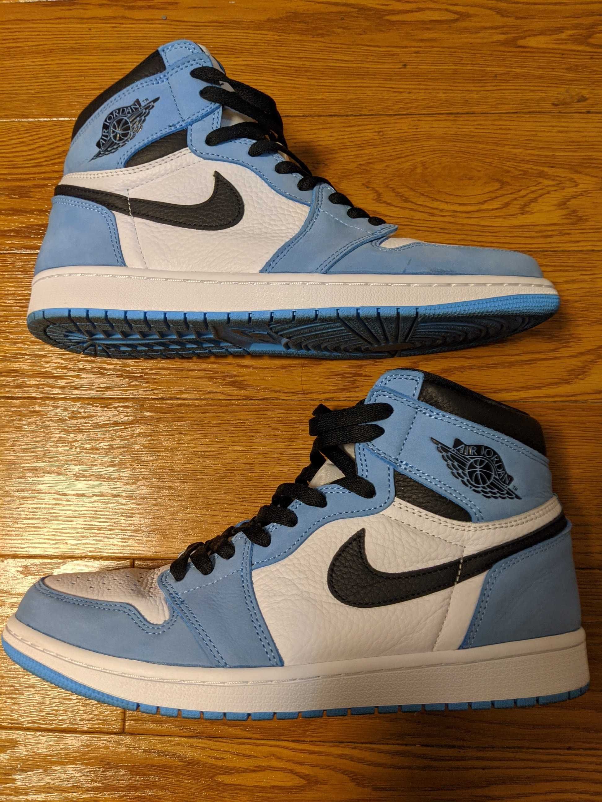 Nike Air Jordan 1 High OG "University Blue"