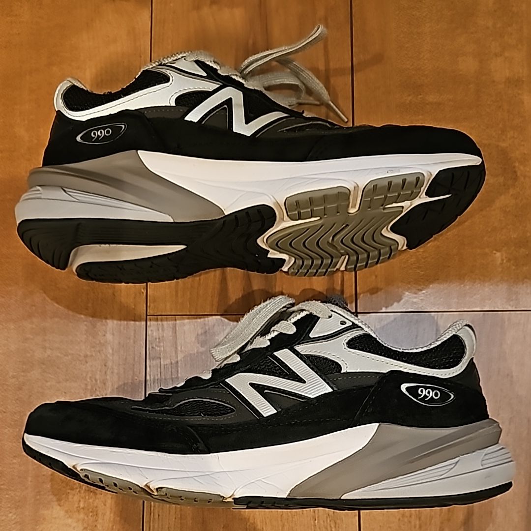 New Balance 990V6 "Black" (Heel NB Logo)