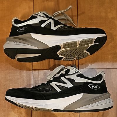 New Balance 990V6 "Black" (Heel NB Logo)