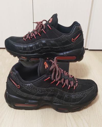 Nike Air Max 95 "Black/Infrared"