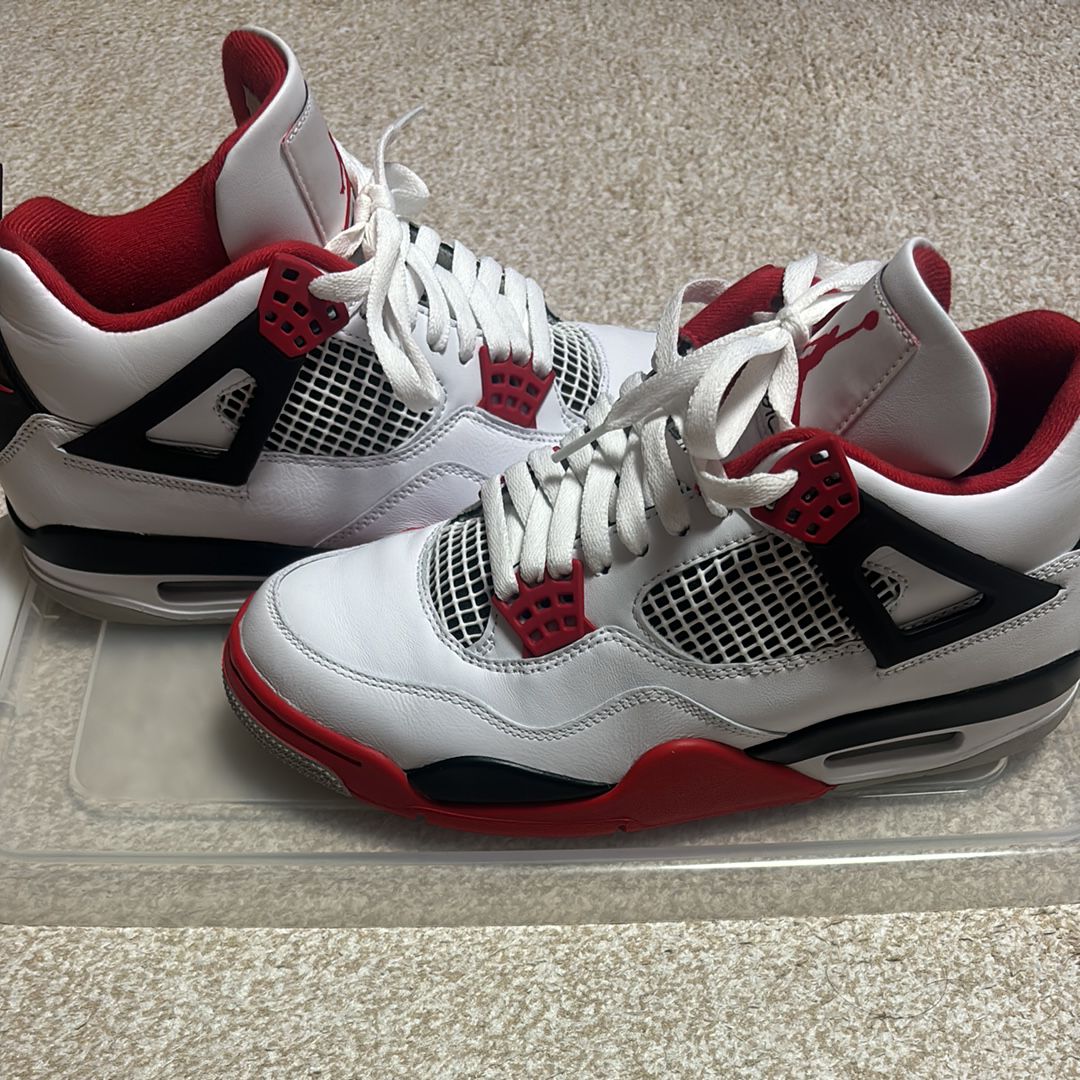 Nike Air Jordan 4 Retro OG "Fire Red" (2020)