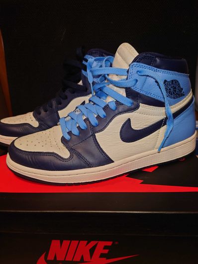 Nike Air Jordan 1 Retro High OG "Obsidian/University Blue"