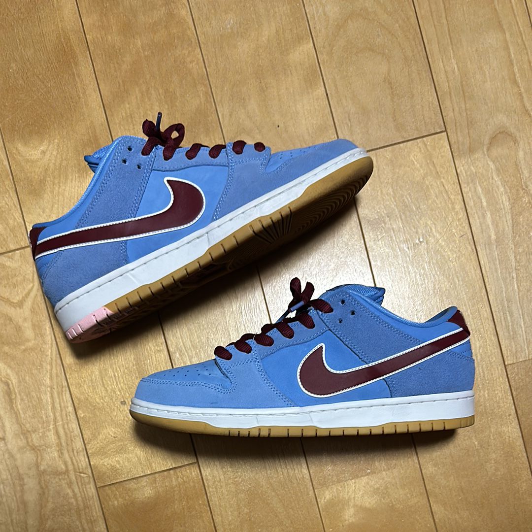 Nike SB Dunk Low Pro "Philadelphia Phillies/Valor Blue and Team Maroon"