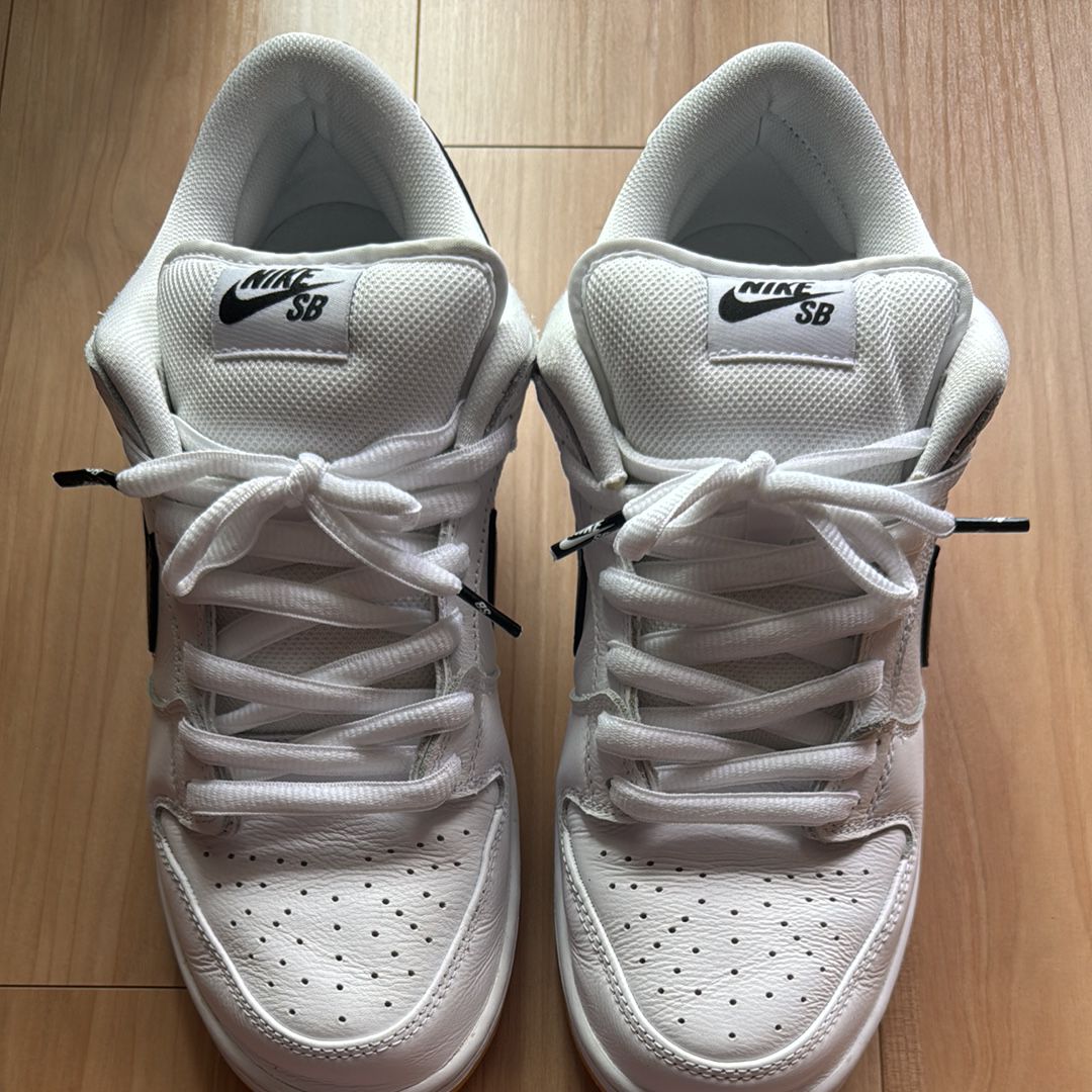 Nike SB Dunk Low Pro "White/Black-White-Gum Light Brown"