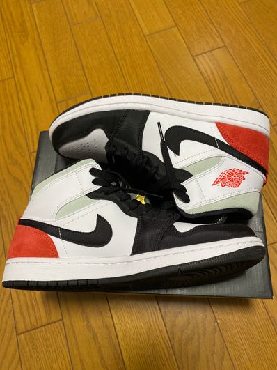 Nike Air Jordan 1 Mid SE